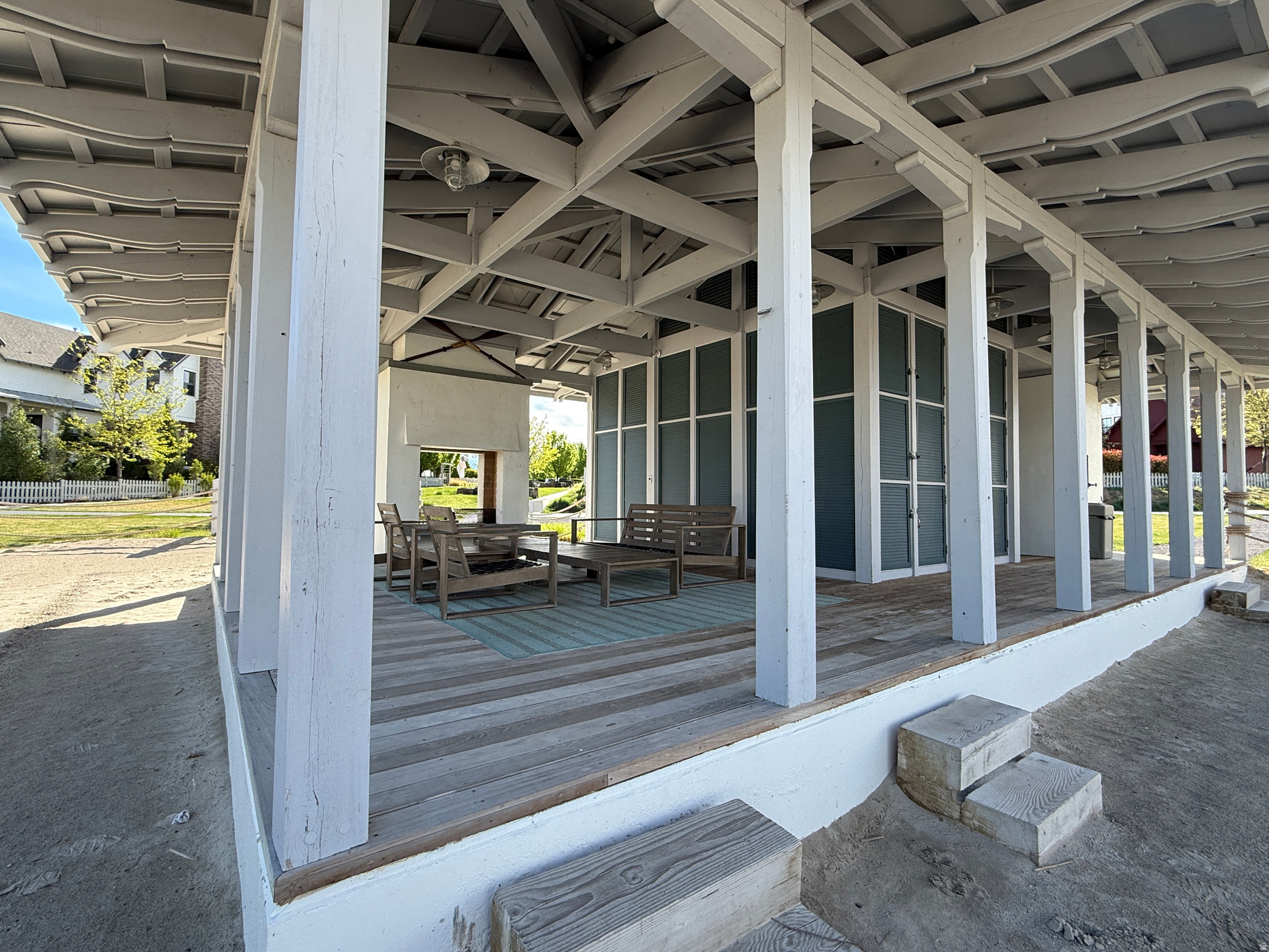 DAYBREAK - Residential