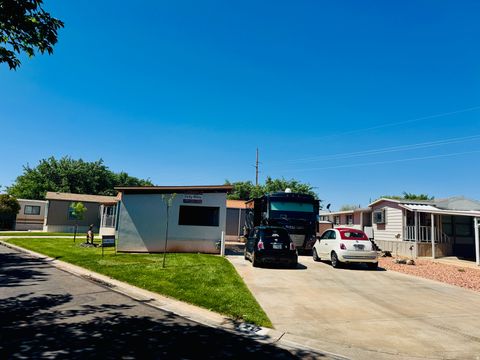 Photo of 1160 E TELEGRAPH ST #217, Washington, UT 84780 (MLS # 2061658)