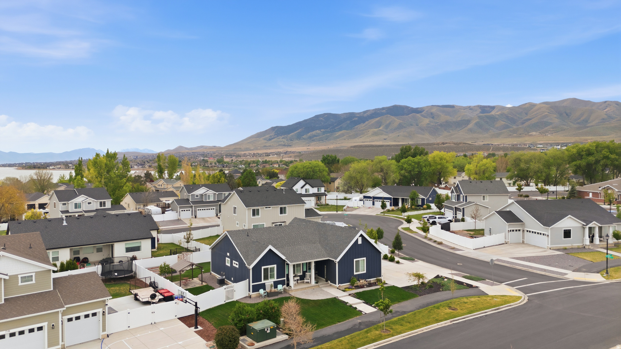 LEGACY FARMS - Residential