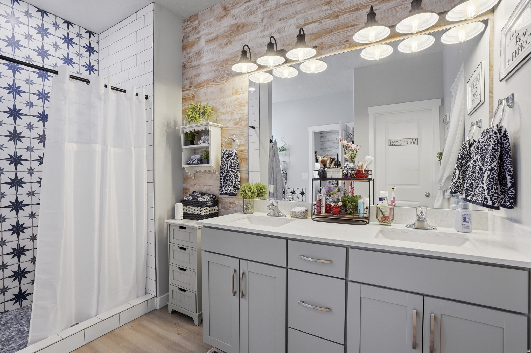 LEGACY FARMS - Residential