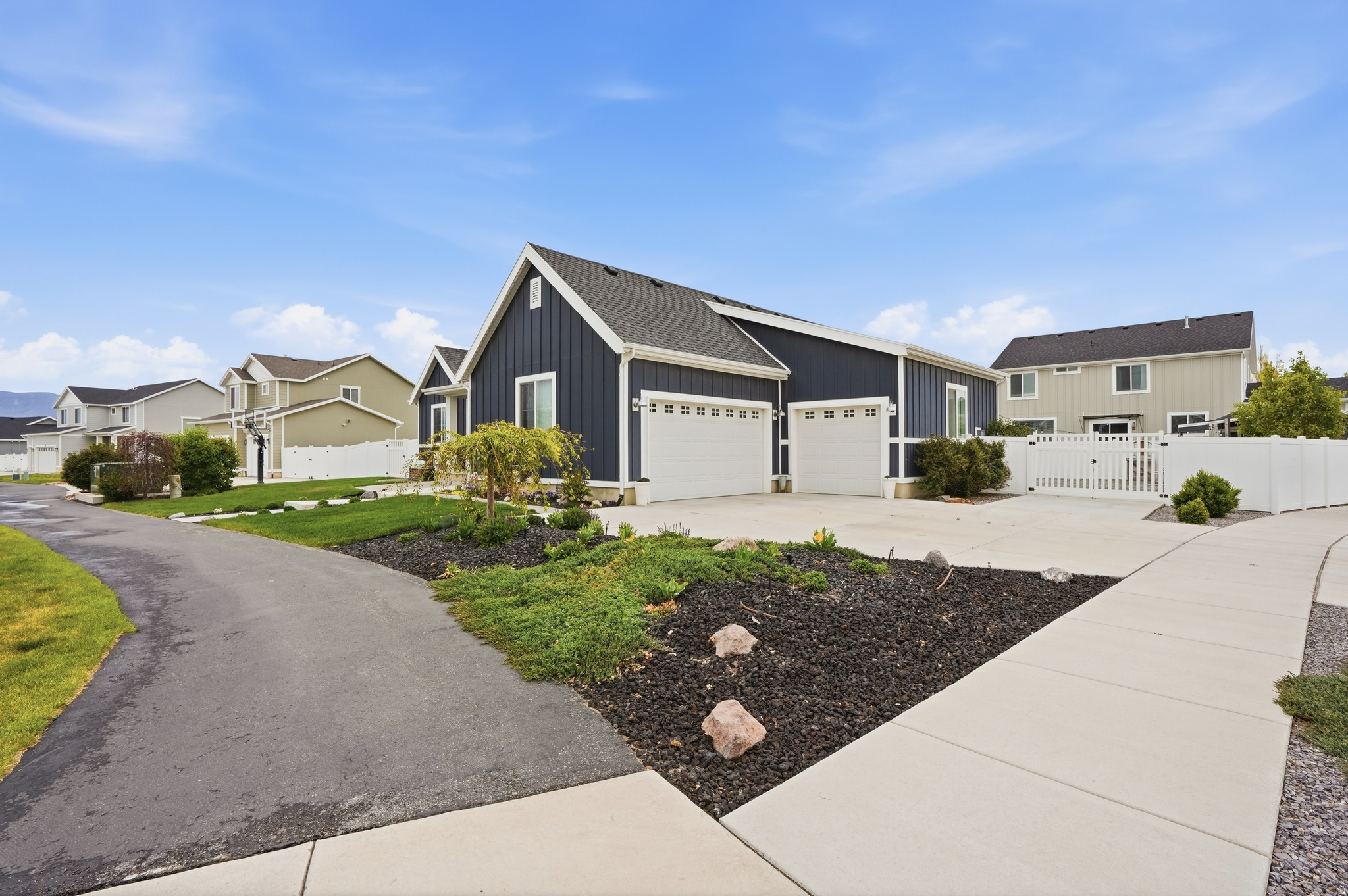LEGACY FARMS - Residential