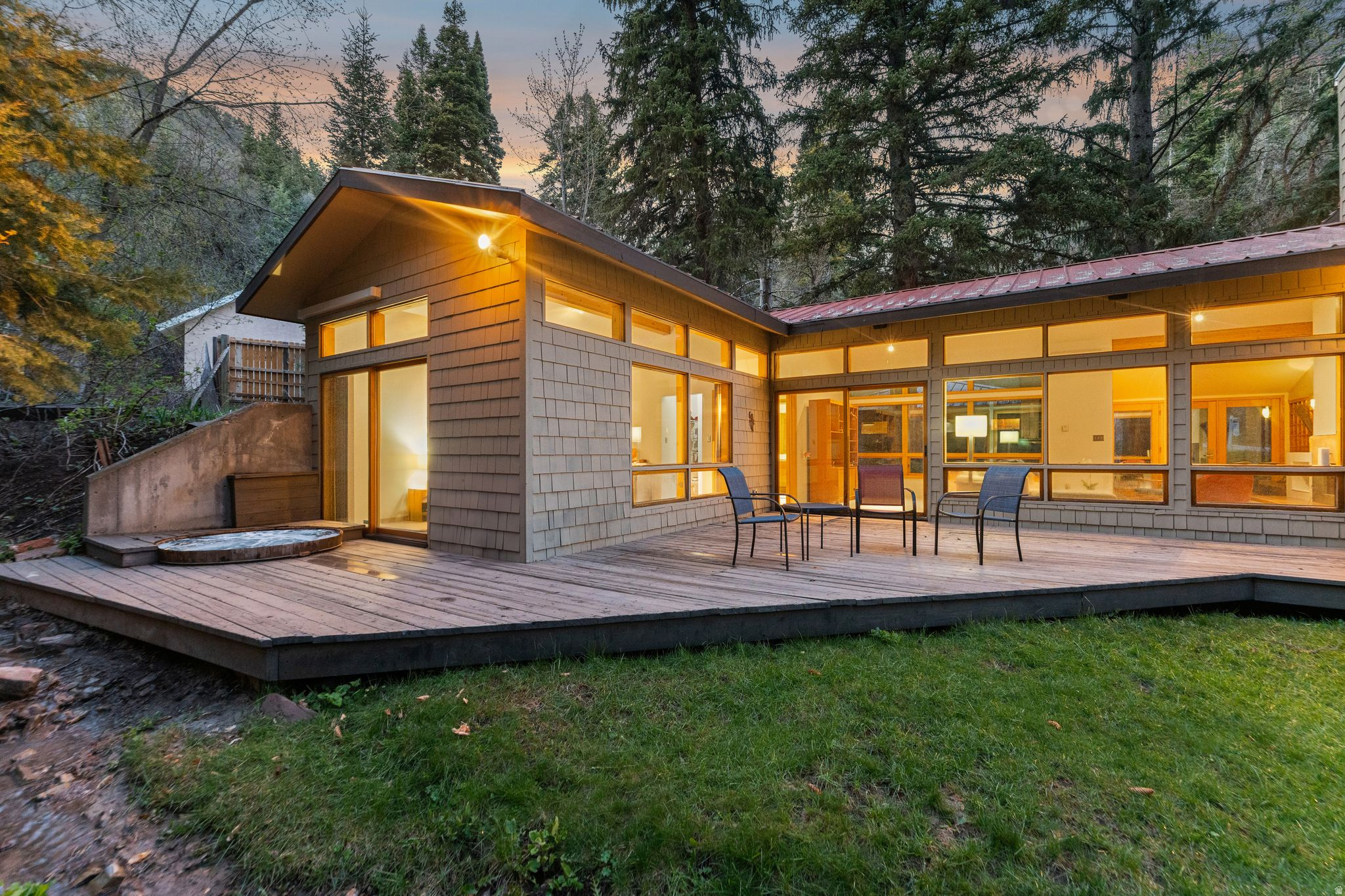 THE GROVES - Residential