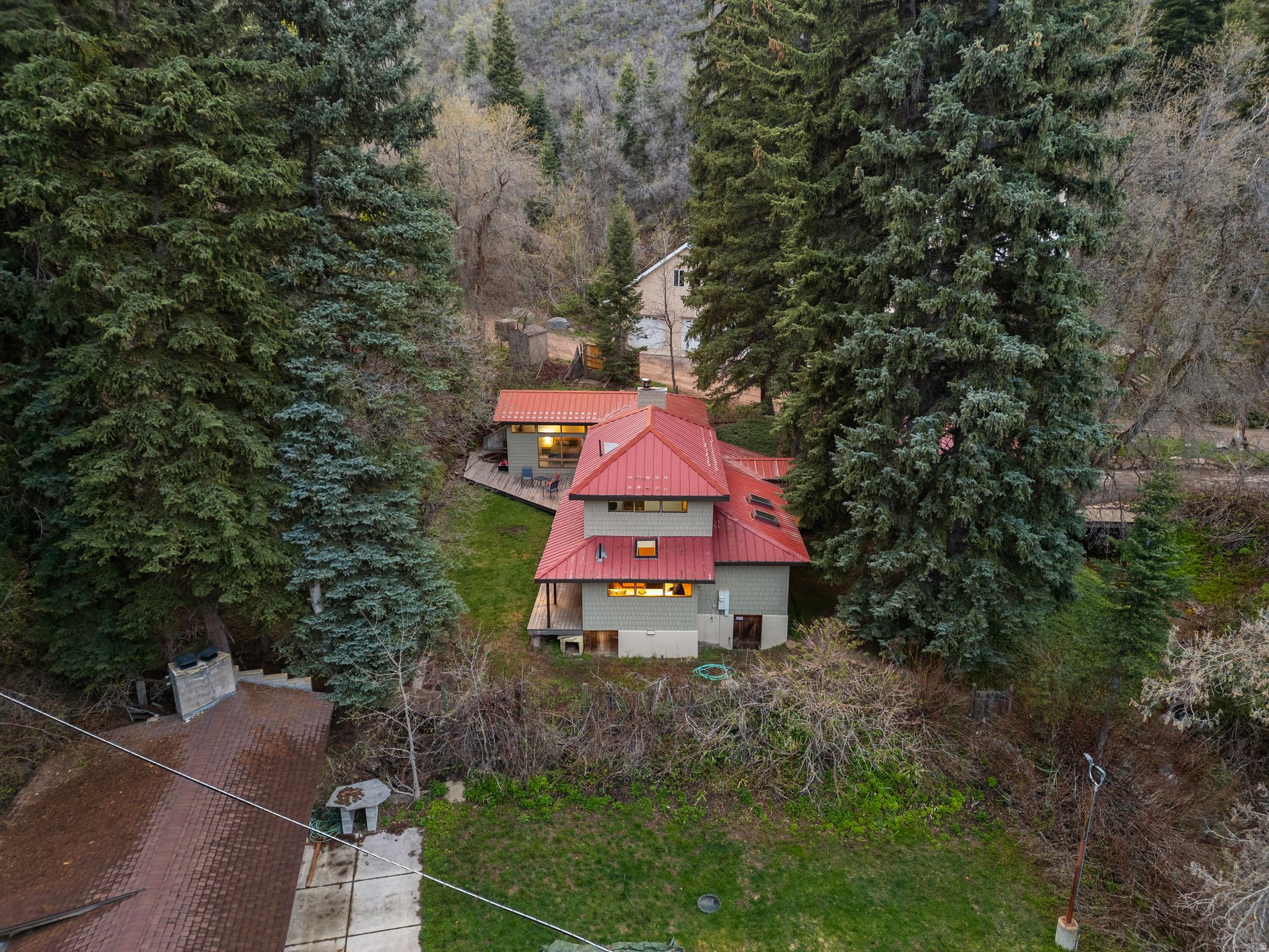 THE GROVES - Residential
