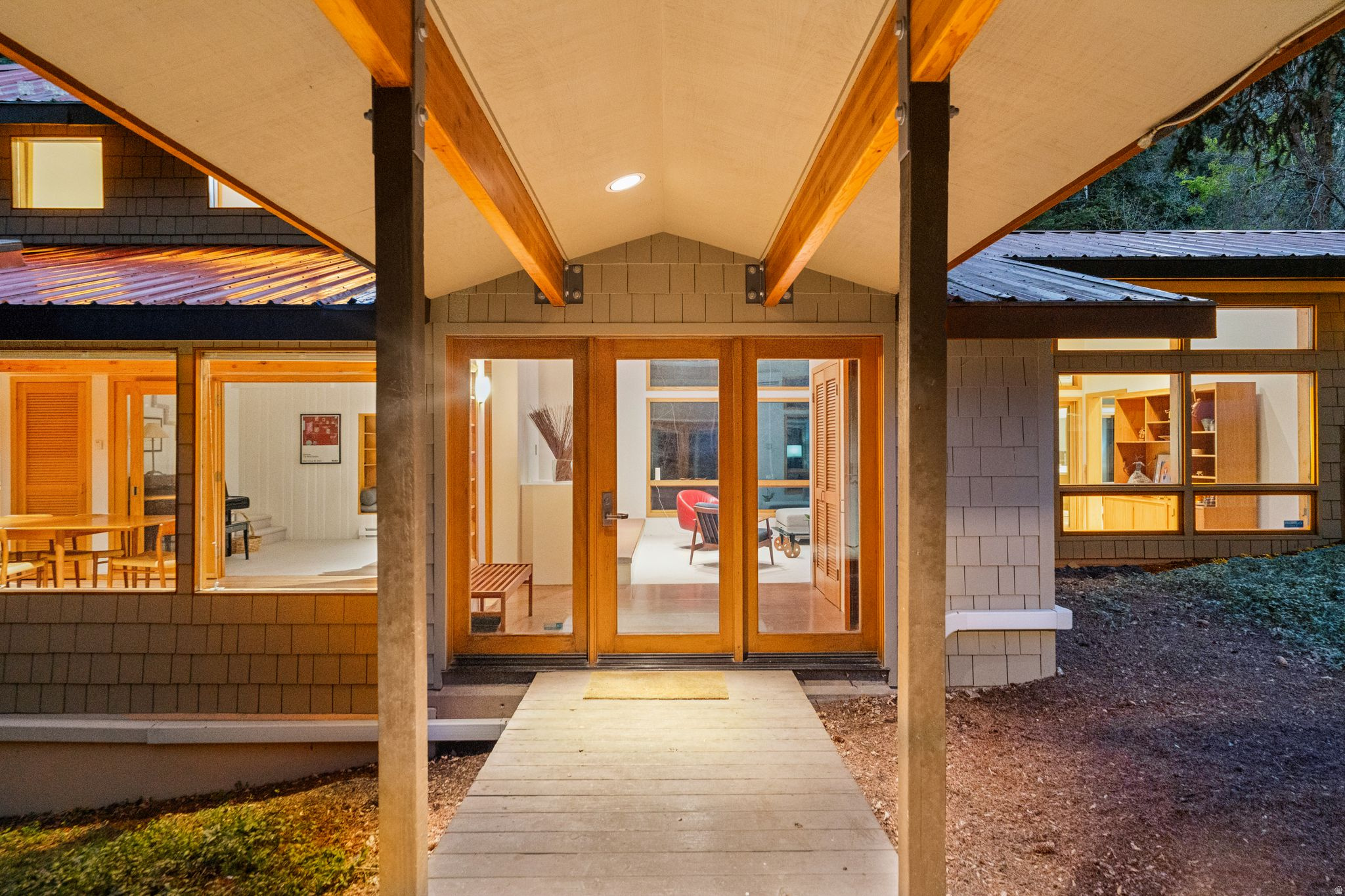 THE GROVES - Residential