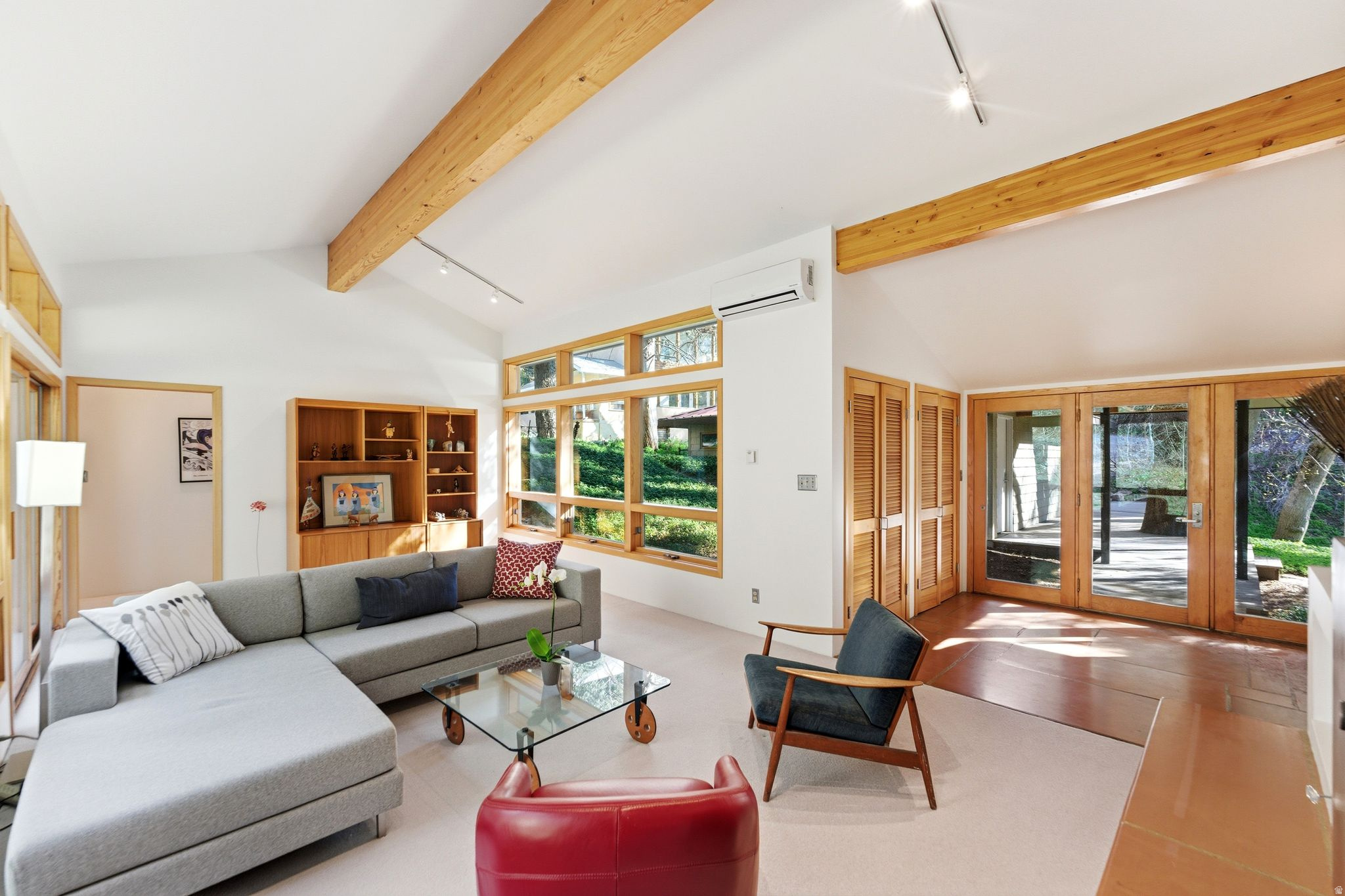 THE GROVES - Residential