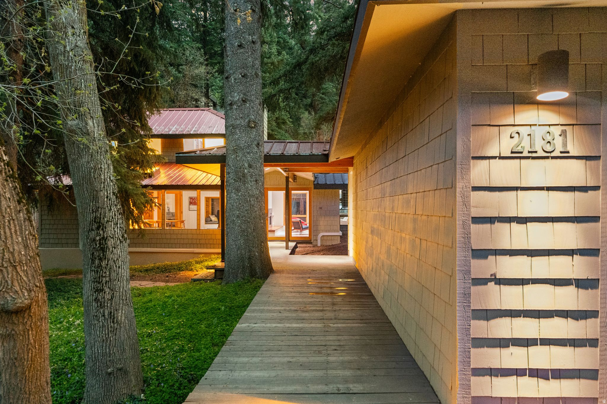 THE GROVES - Residential