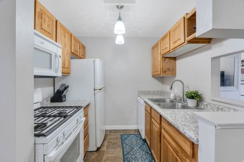 Tiny photo for 405 E CREEKSIDE CIR #C, Murray, UT 84107 (MLS # 2144023)
