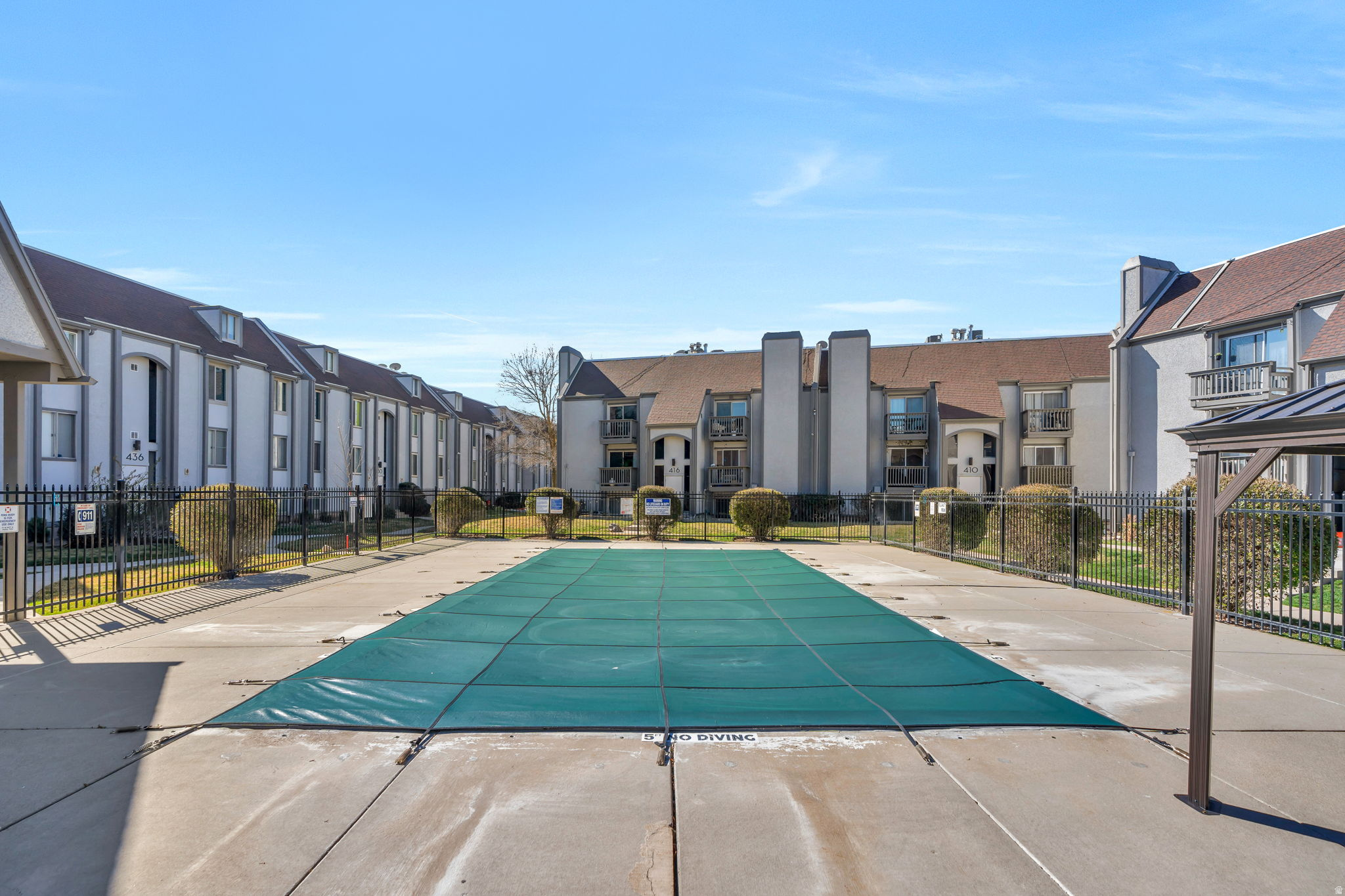 WLLWBRKCONDM - Residential