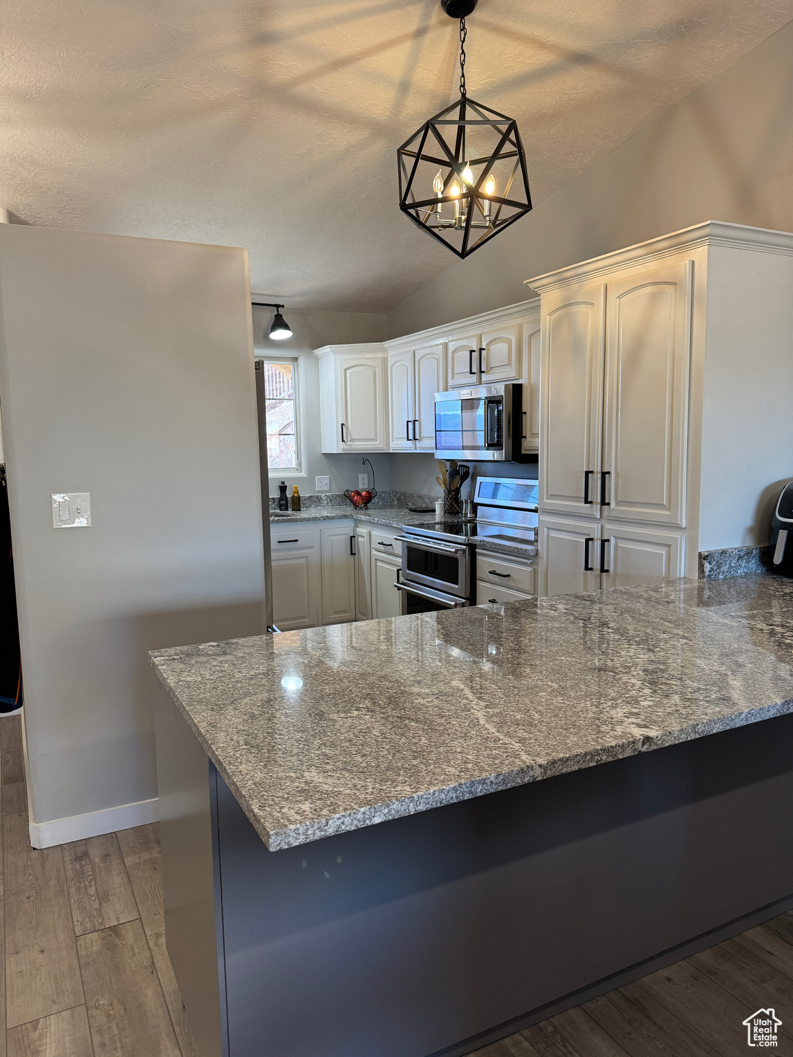 250 S Donlee Dr #J, Saint George, Utah image 3