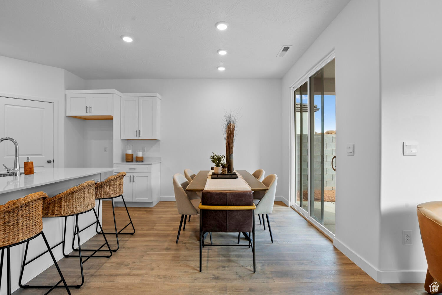 STANDING ROCK WEST AT LONG VALLEY - Residential