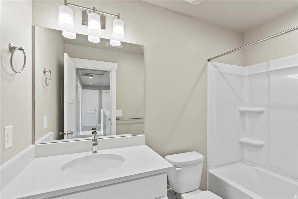 MANN WAY - Residential