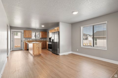 Tiny photo for 1510 S WINDSONG DR, Santaquin, UT 84655 (MLS # 2111948)
