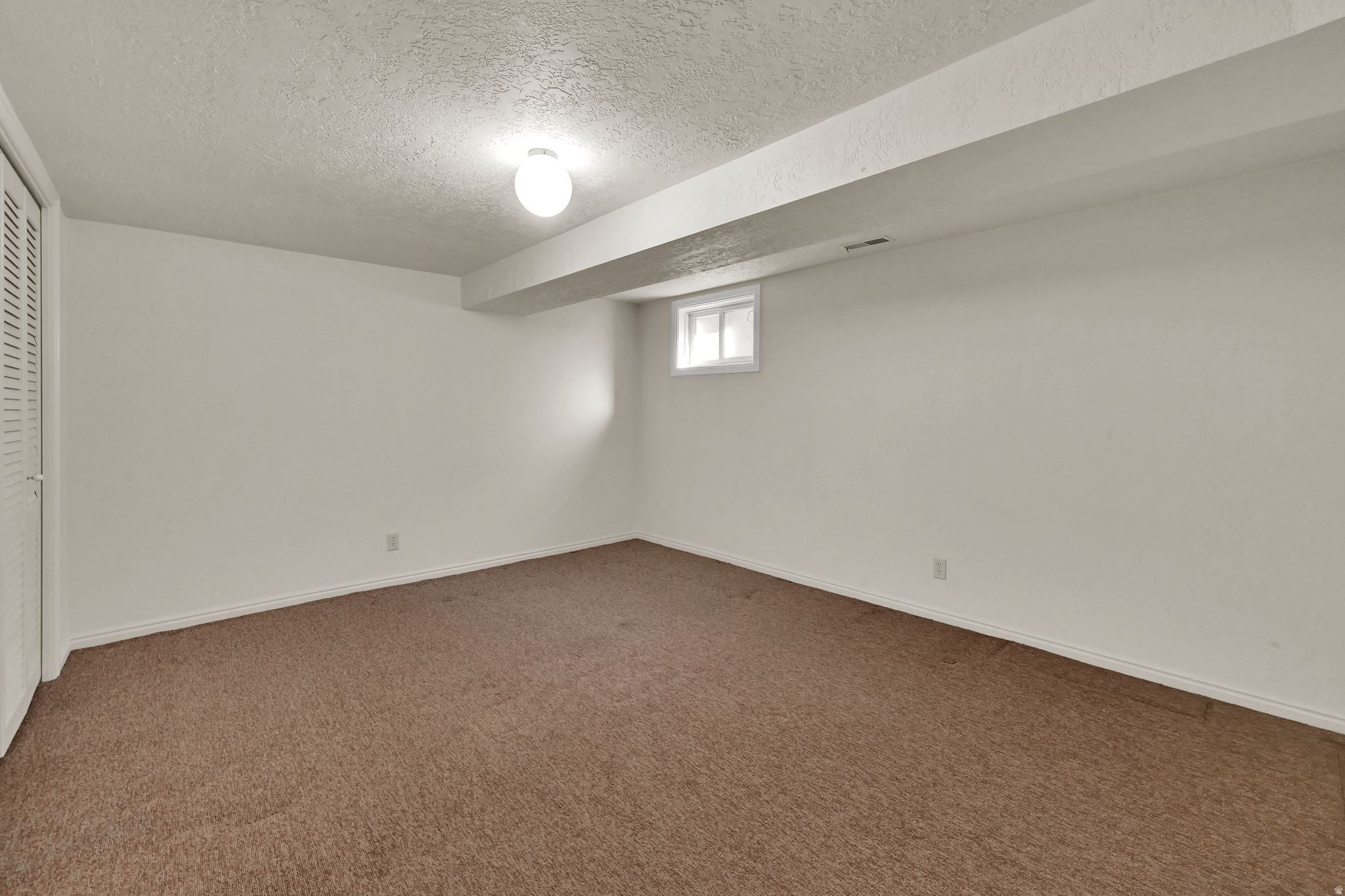 YALECREST - Residential