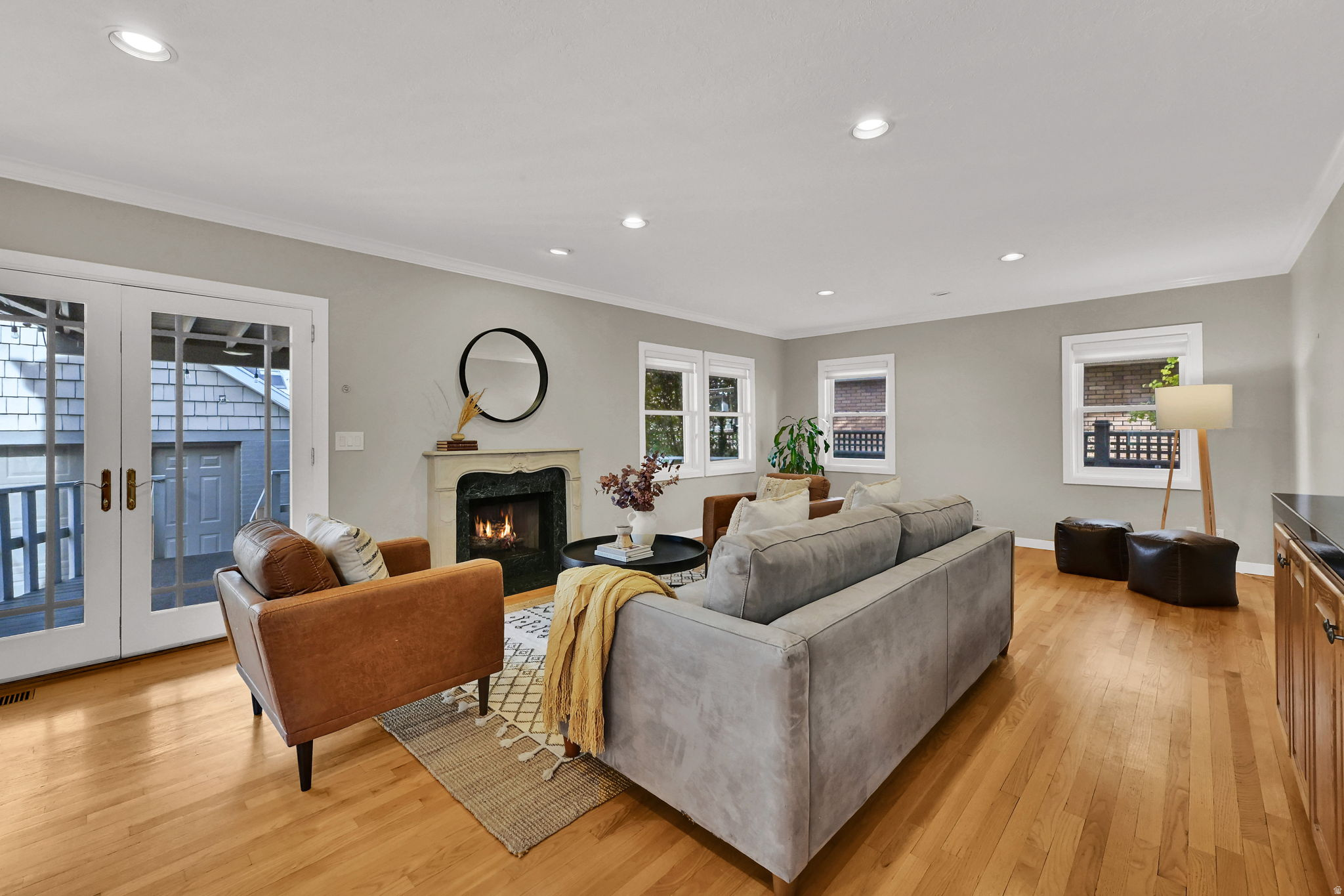 YALECREST - Residential