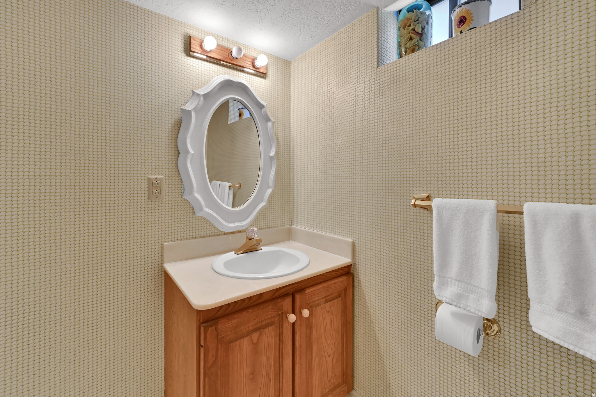 YALECREST - Residential