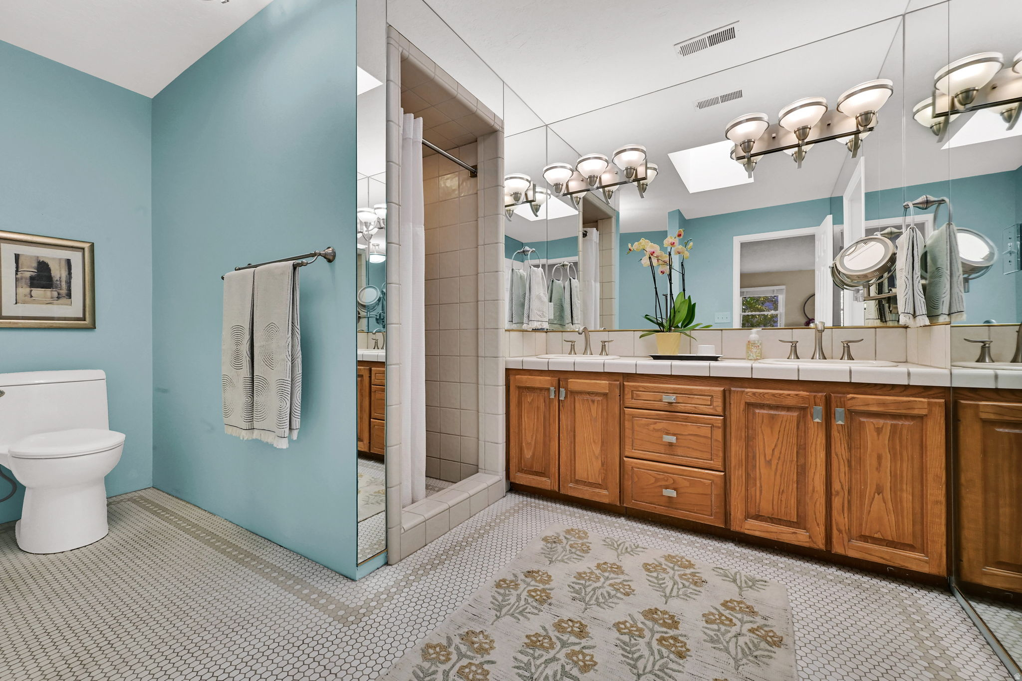 YALECREST - Residential