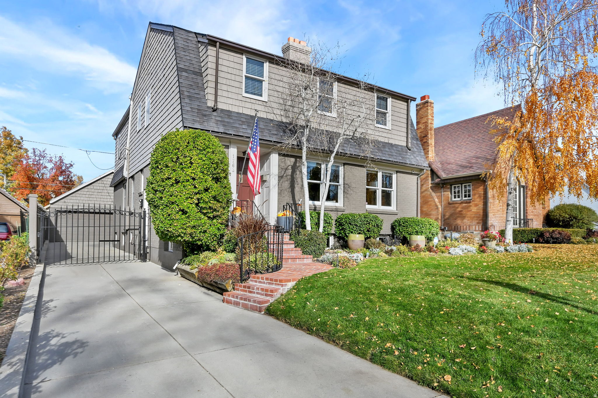 YALECREST - Residential