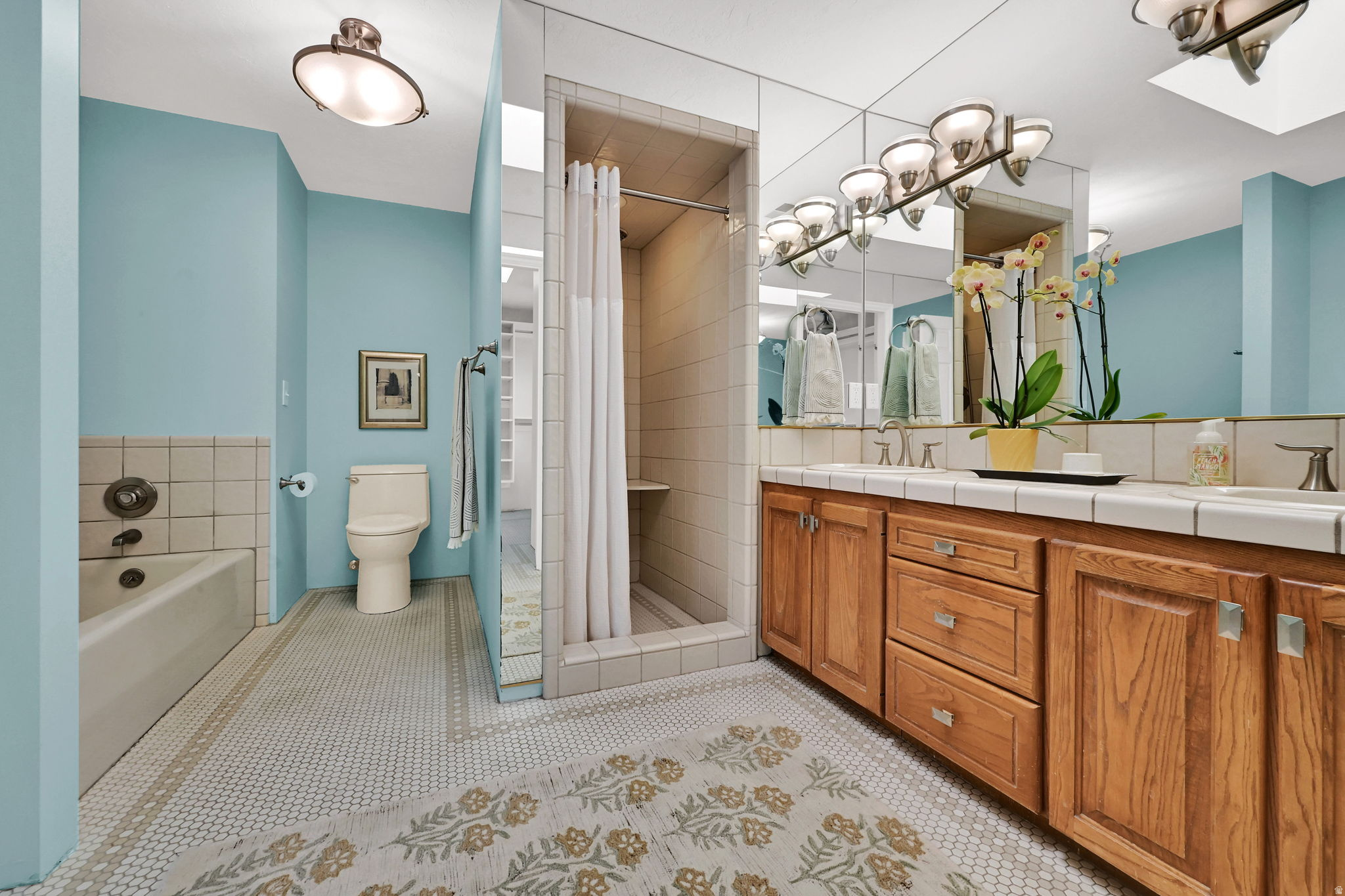 YALECREST - Residential