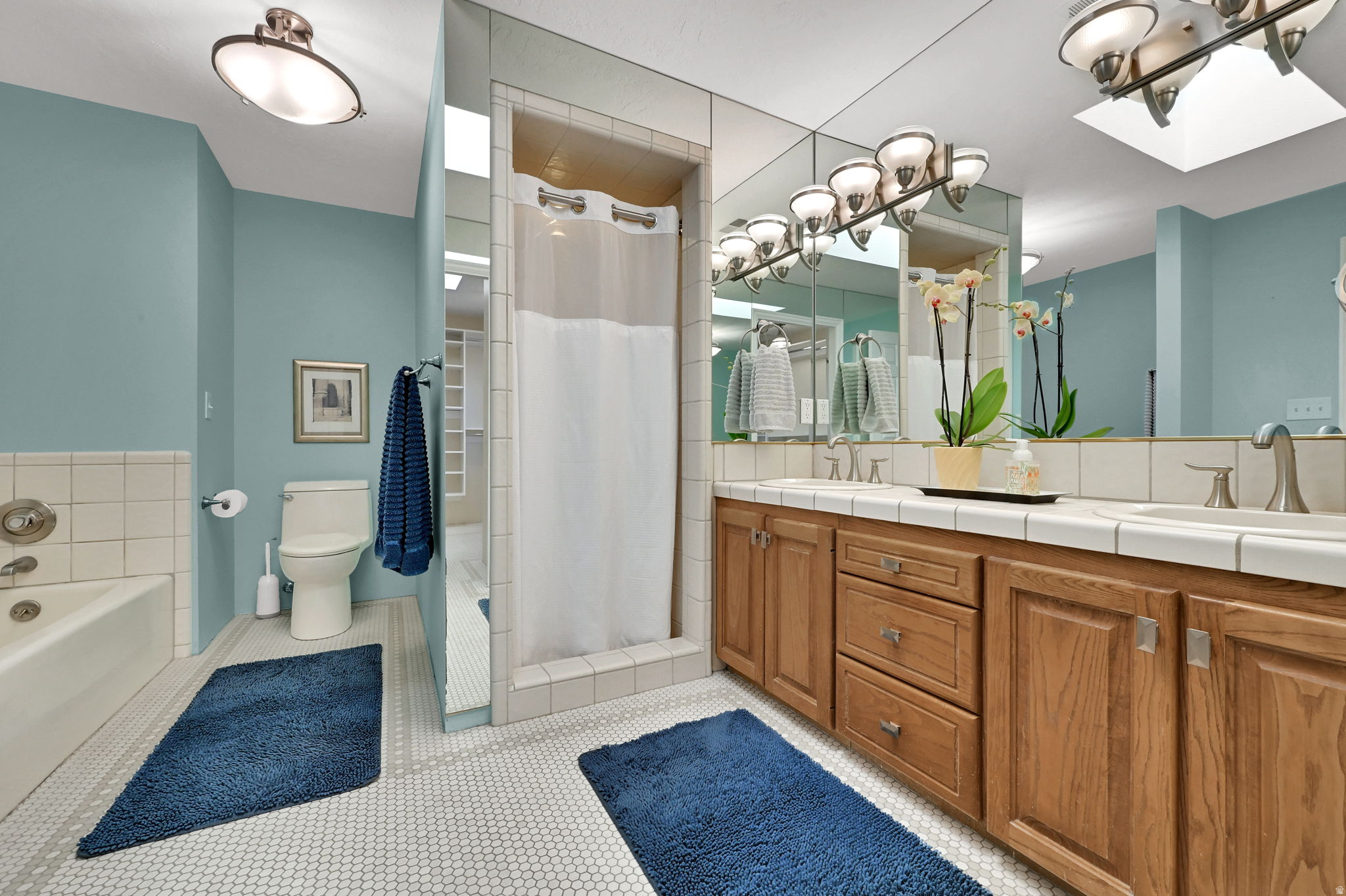 YALECREST - Residential