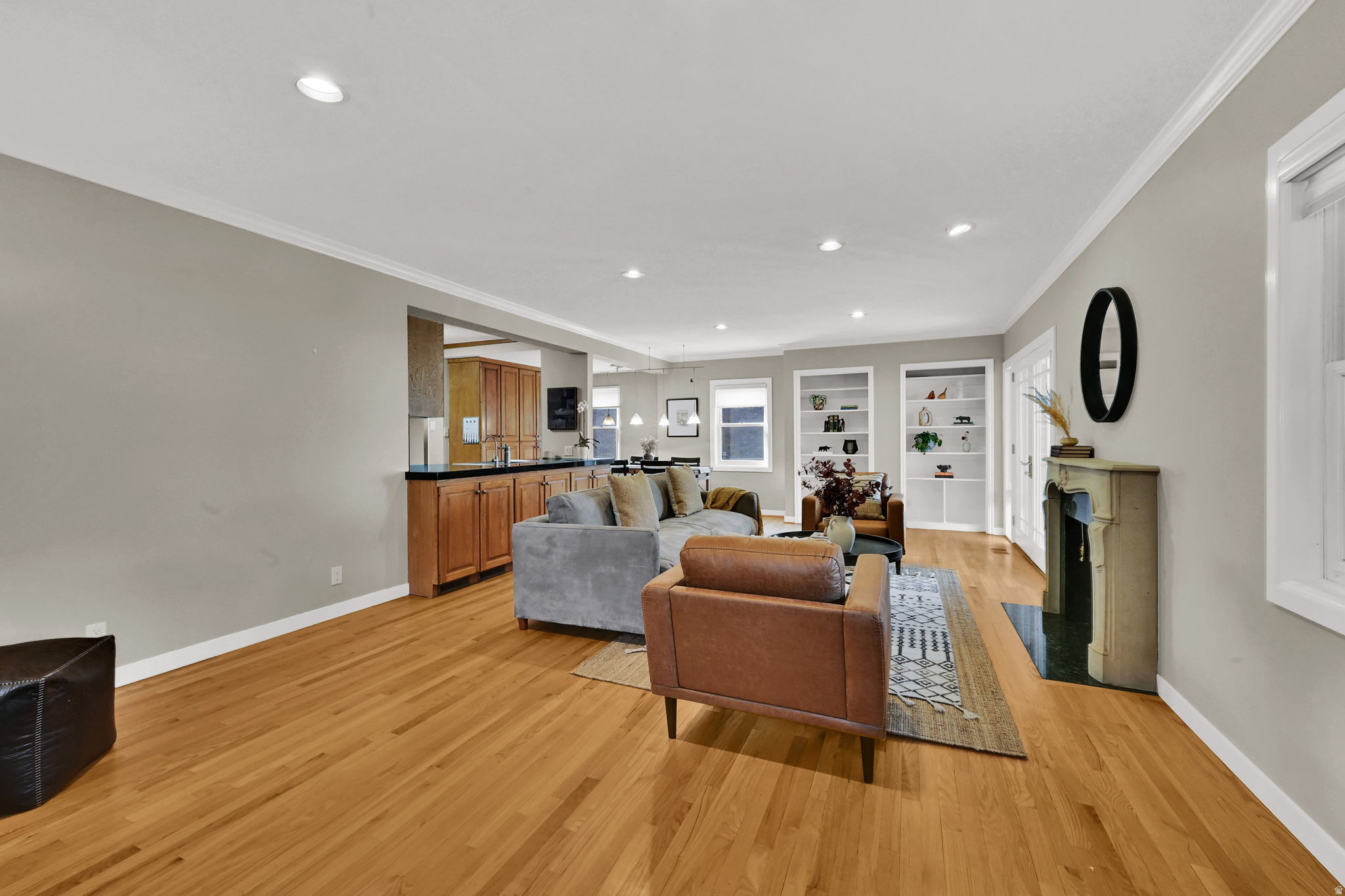 YALECREST - Residential