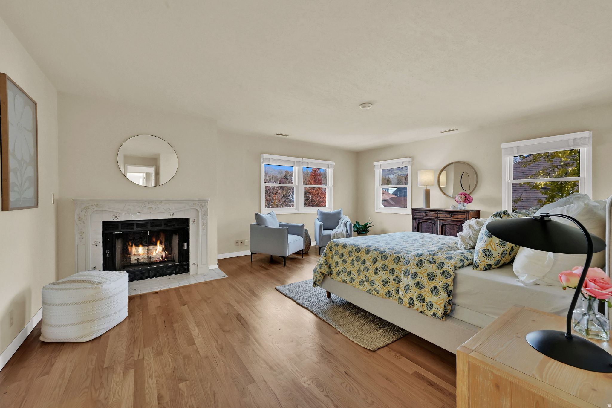 YALECREST - Residential