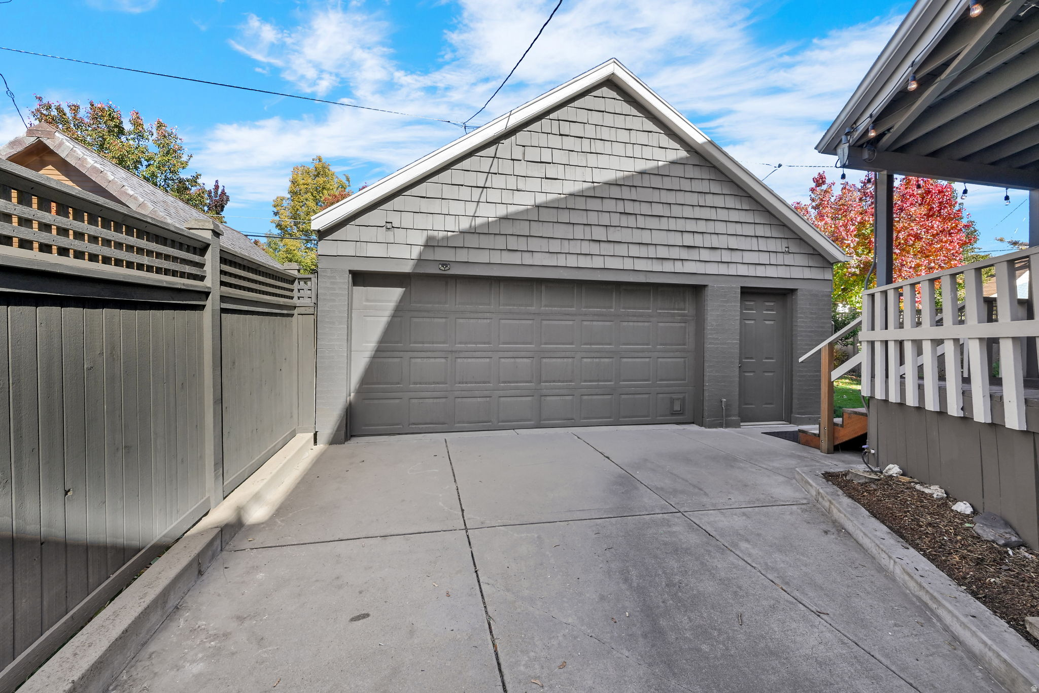 YALECREST - Residential