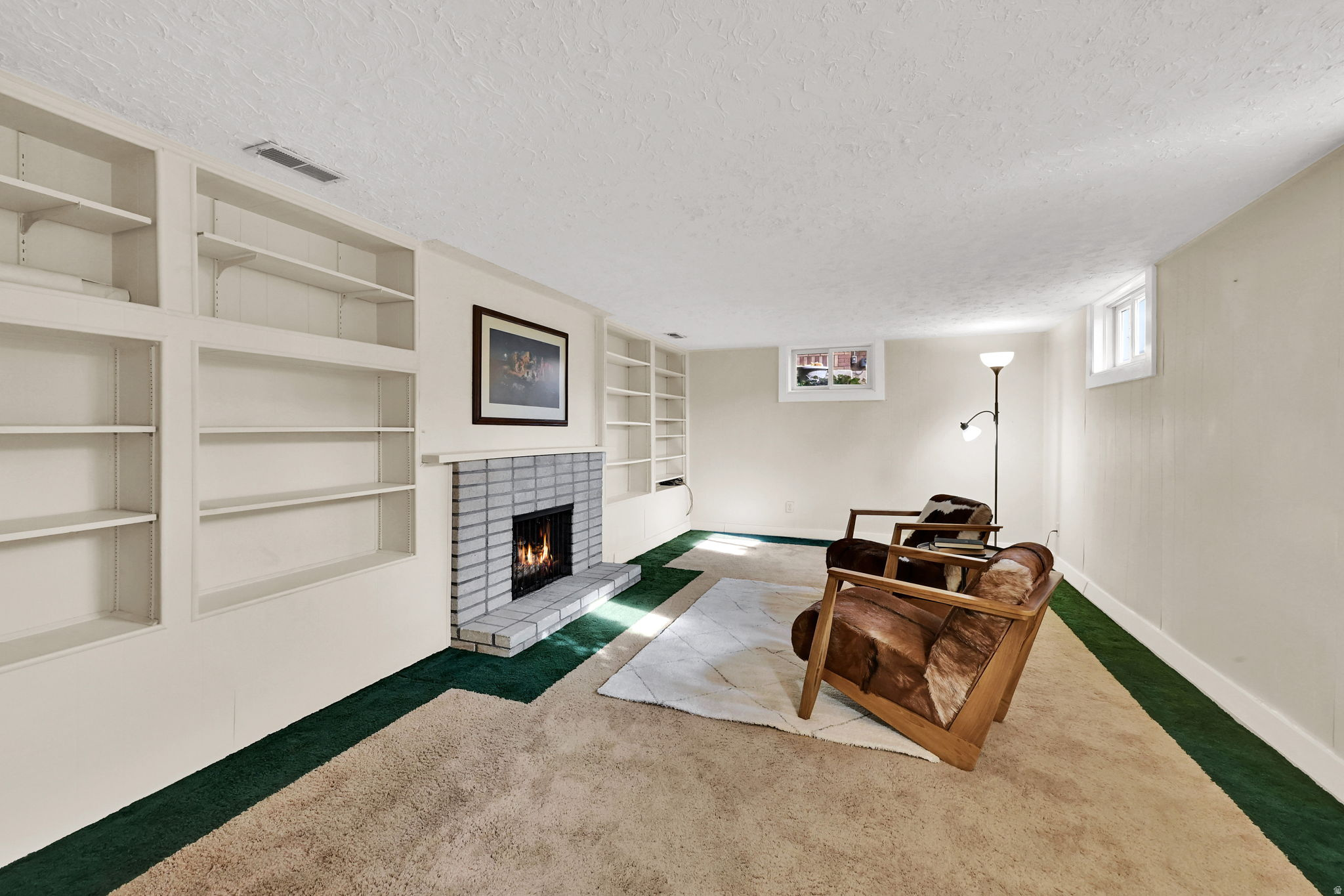 YALECREST - Residential