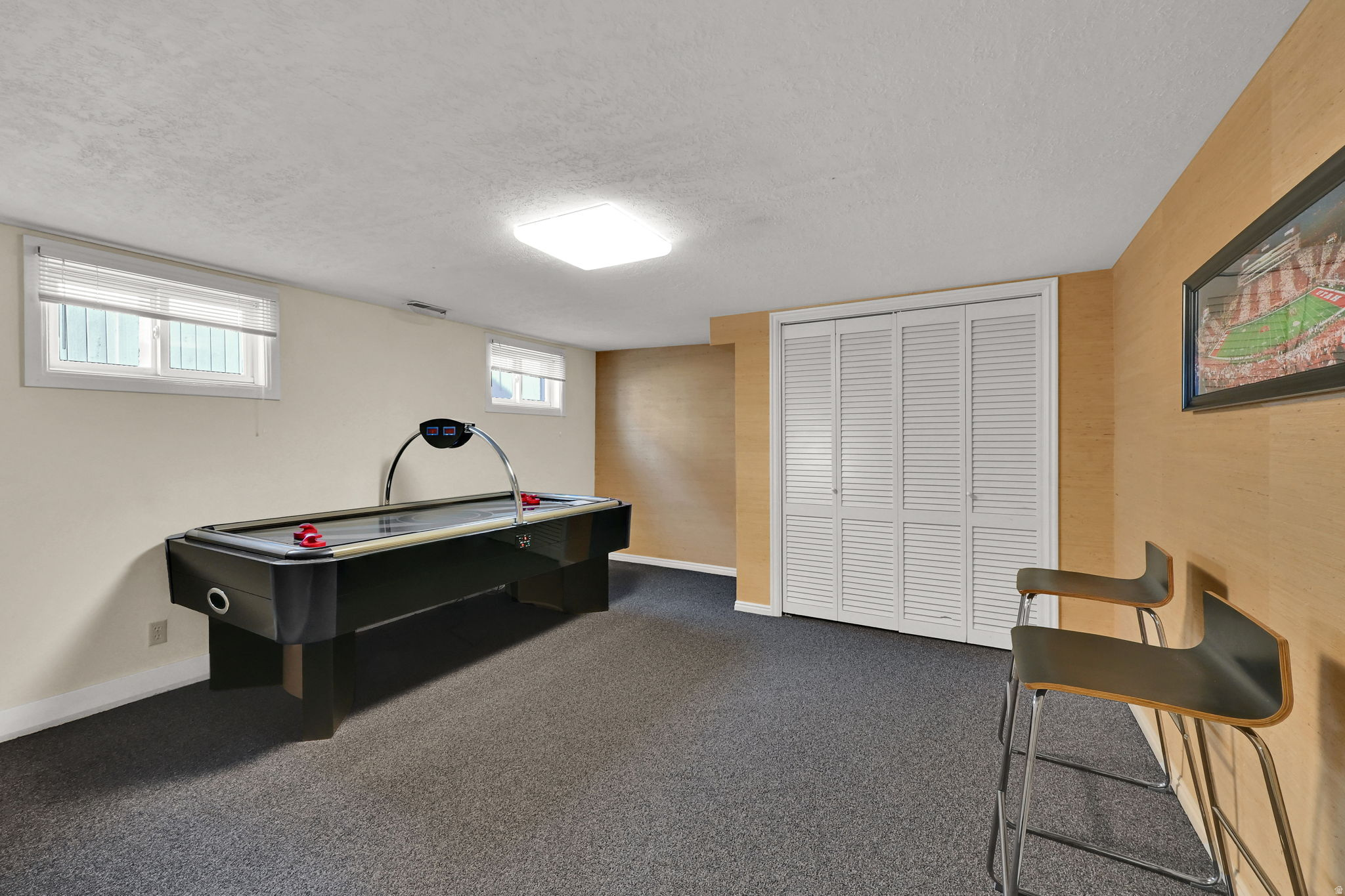 YALECREST - Residential