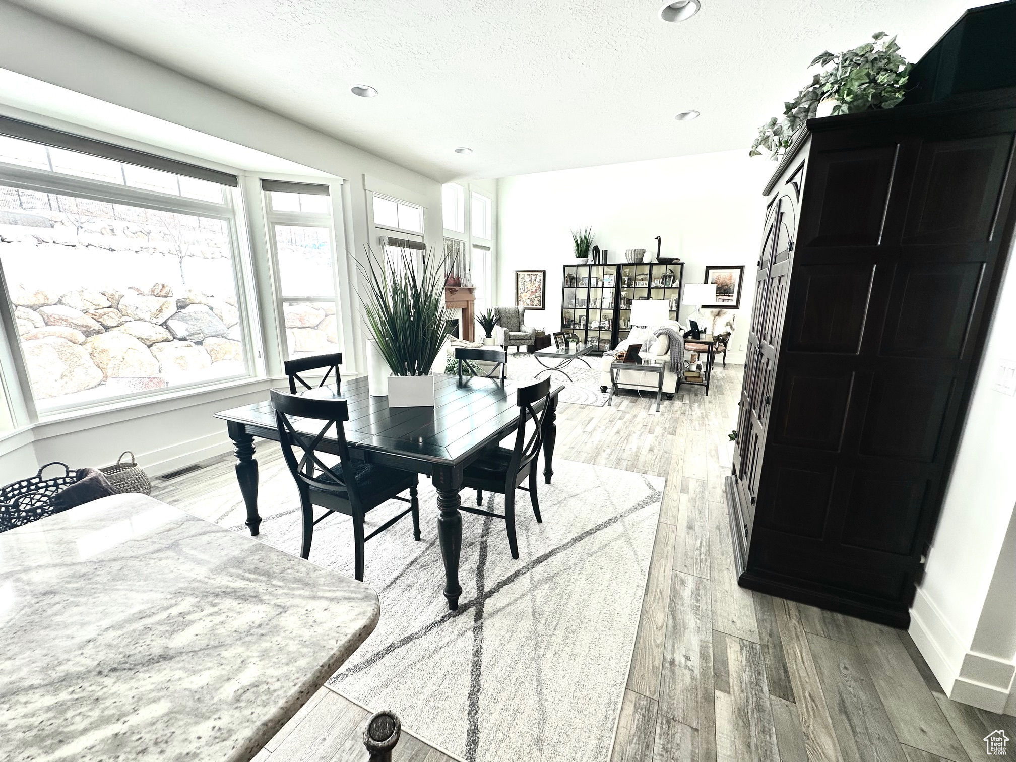 DEER CREST - Residential