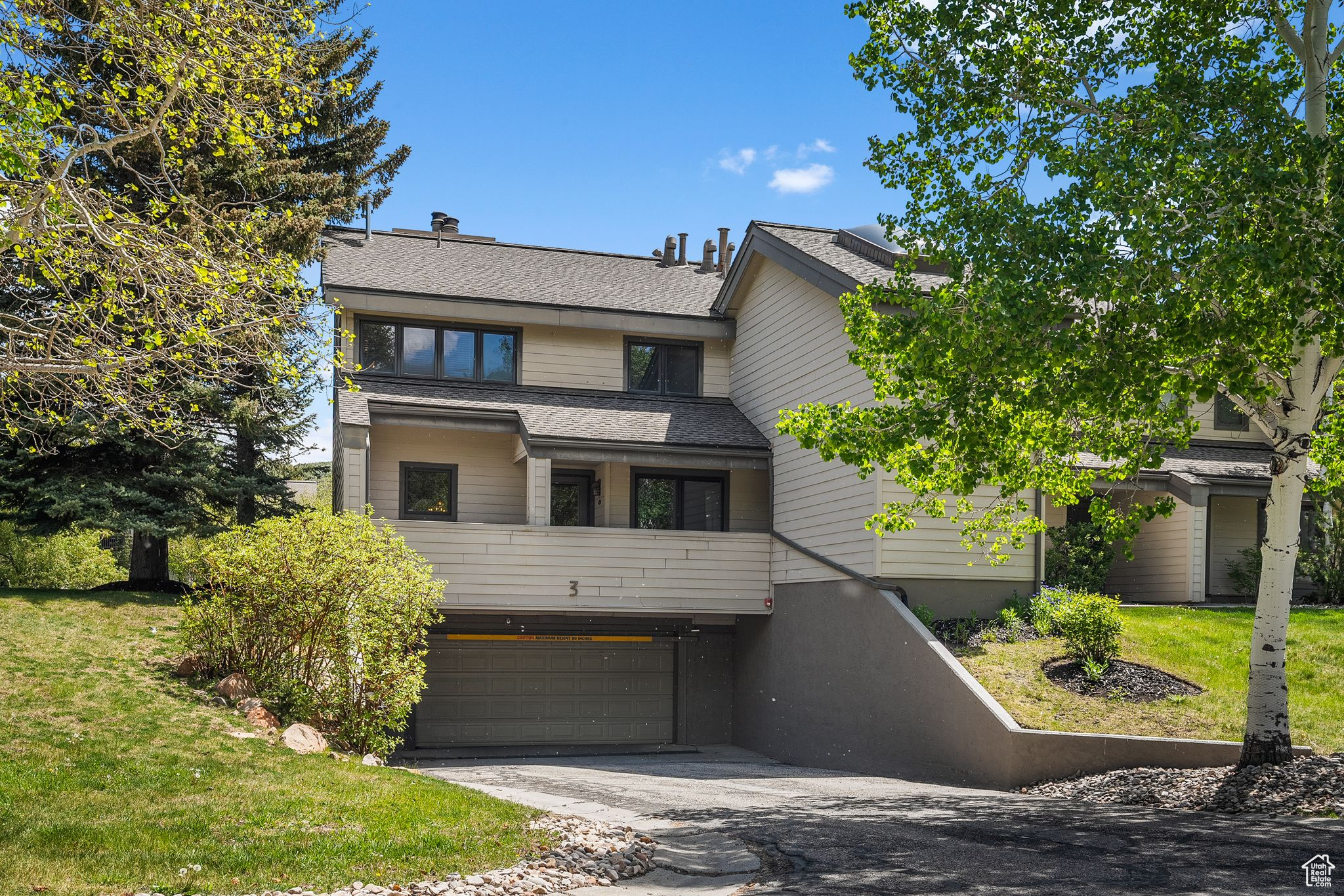 FAWNGROVE CONDOMINIUM - Residential