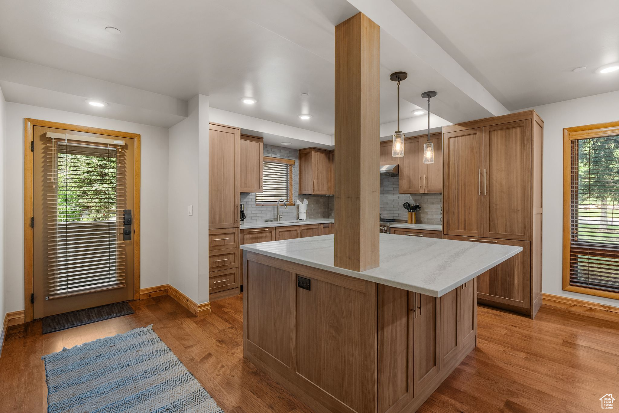 FAWNGROVE CONDOMINIUM - Residential