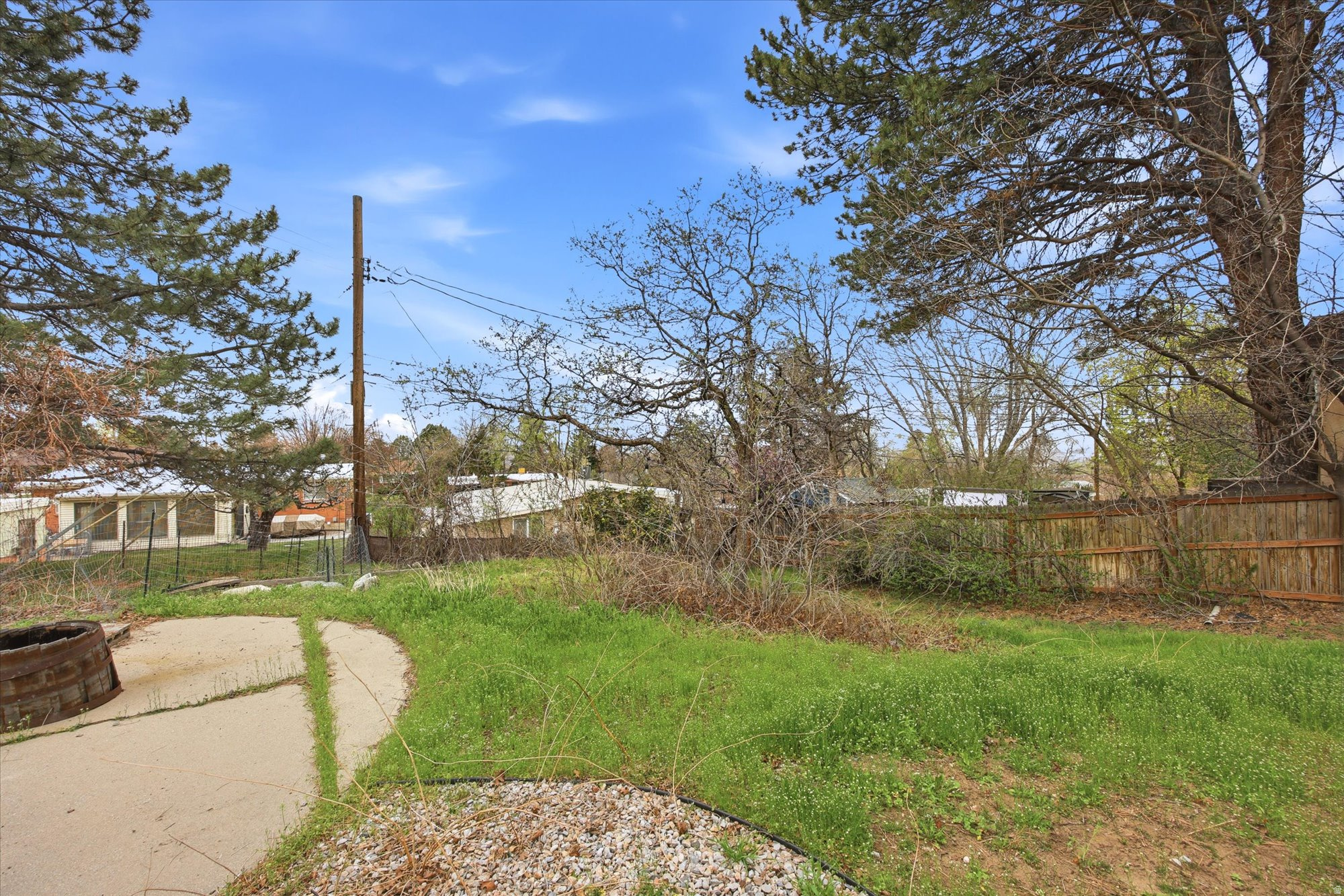 OAK HILLS - Residential