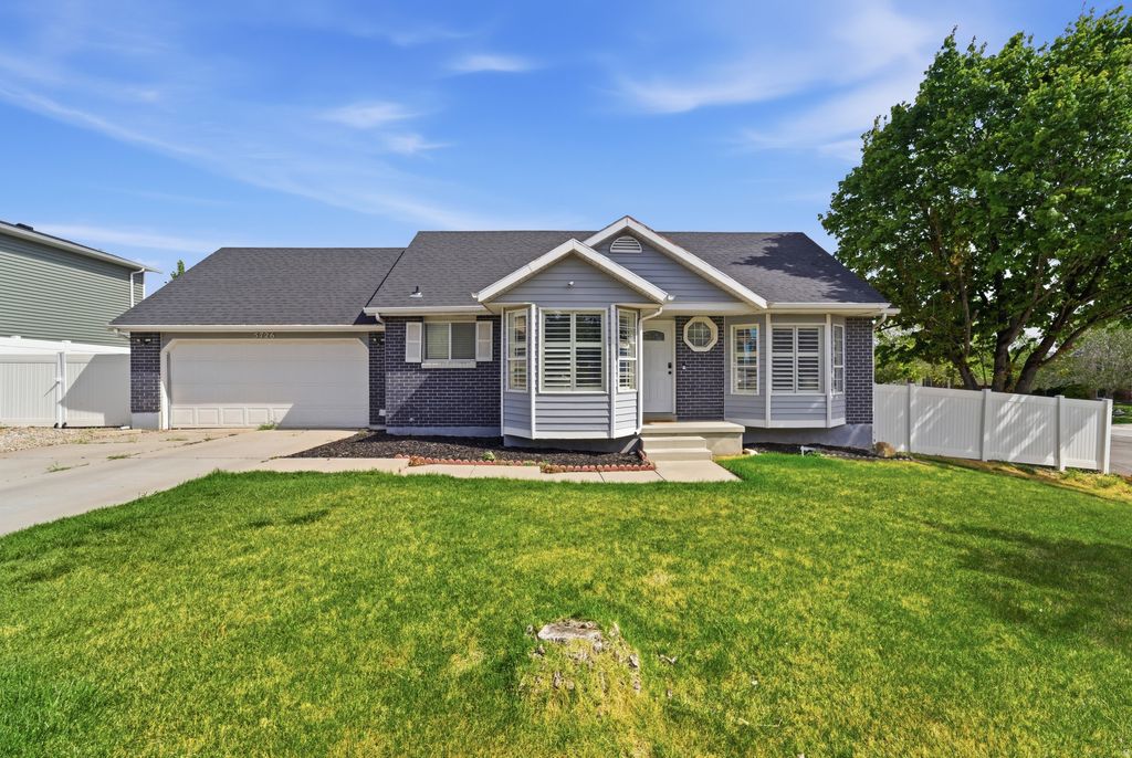 Photo of 5726 W DALE AMOUR DR S, Salt Lake City, UT 84118 (MLS # 2151827)