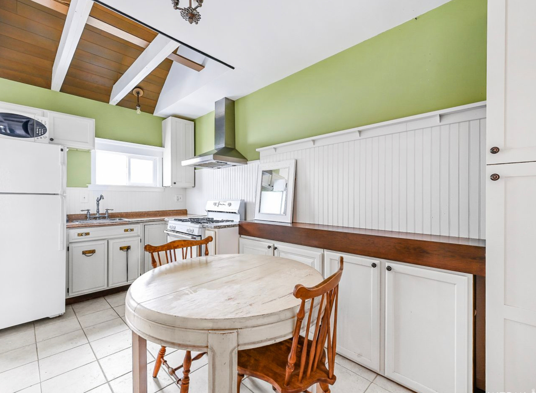 CHATEAU VILLAGE #1 - Residential