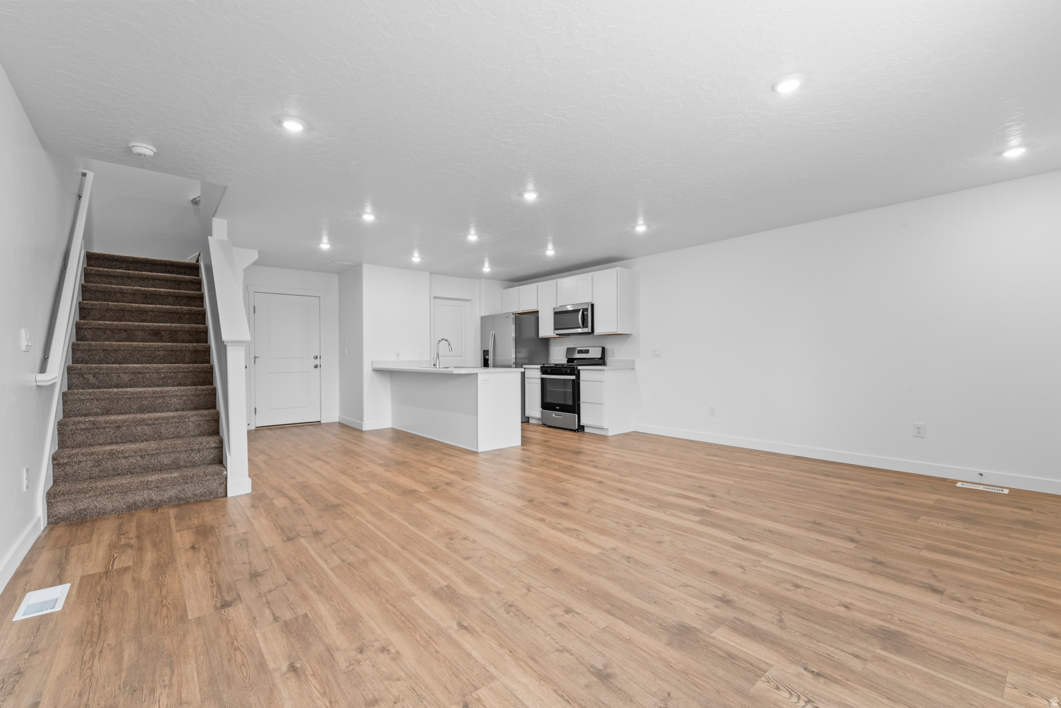 WESTERN ACRES - Residential