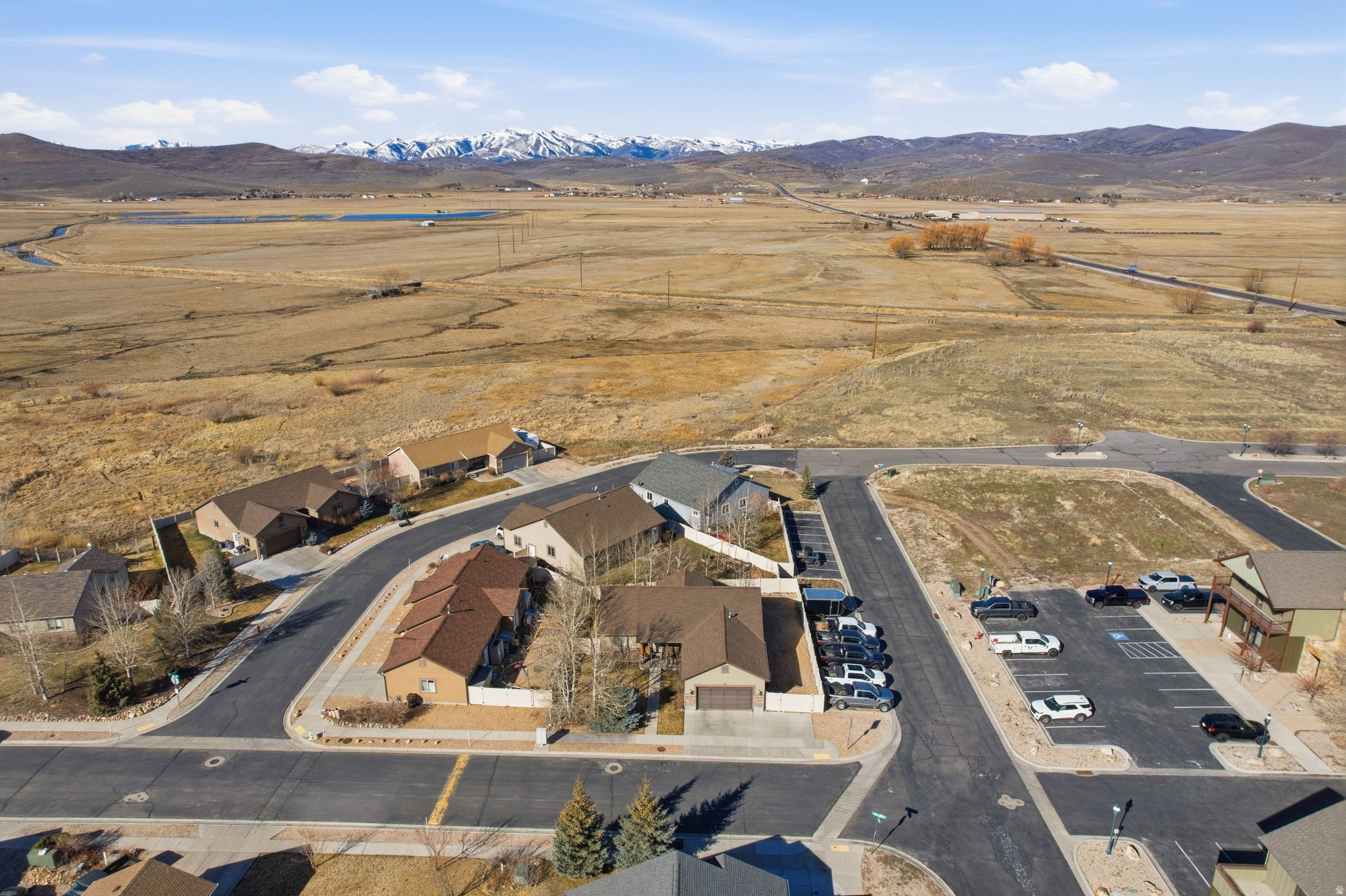 VILLAGEG AT KAMAS COMMONS - Residential
