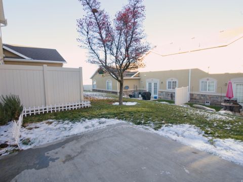 Tiny photo for 8727 S BLACK DIAMOND CV W, West Jordan, UT 84081 (MLS # 2130857)