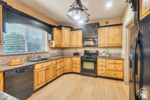 Tiny photo for 415 S 650 E, Orem, UT 84097 (MLS # 2155000)