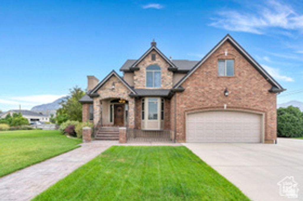 Photo of 415 S 650 E, Orem, UT 84097 (MLS # 2155000)
