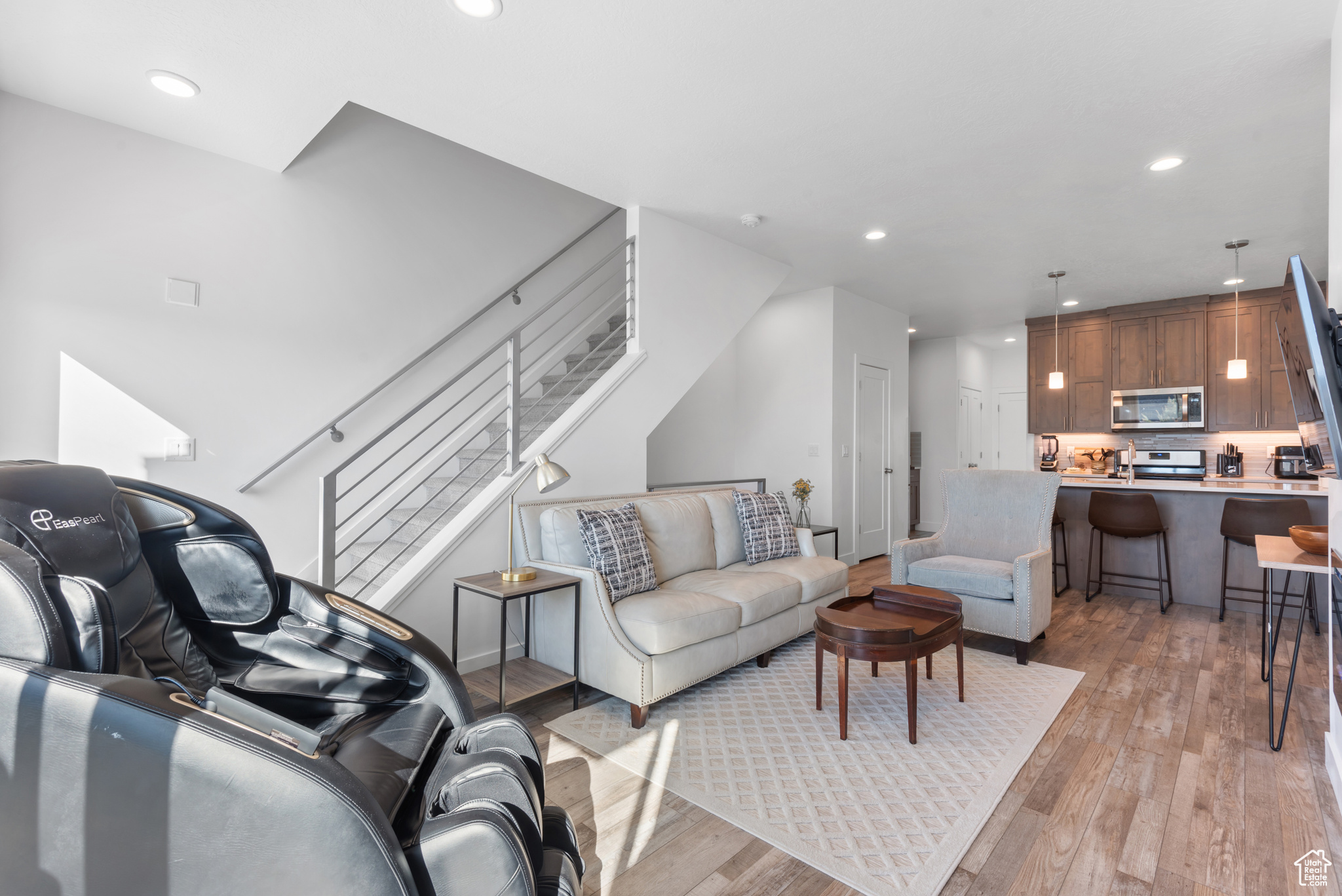 SUNRIVER TOWNHOMES - Residential
