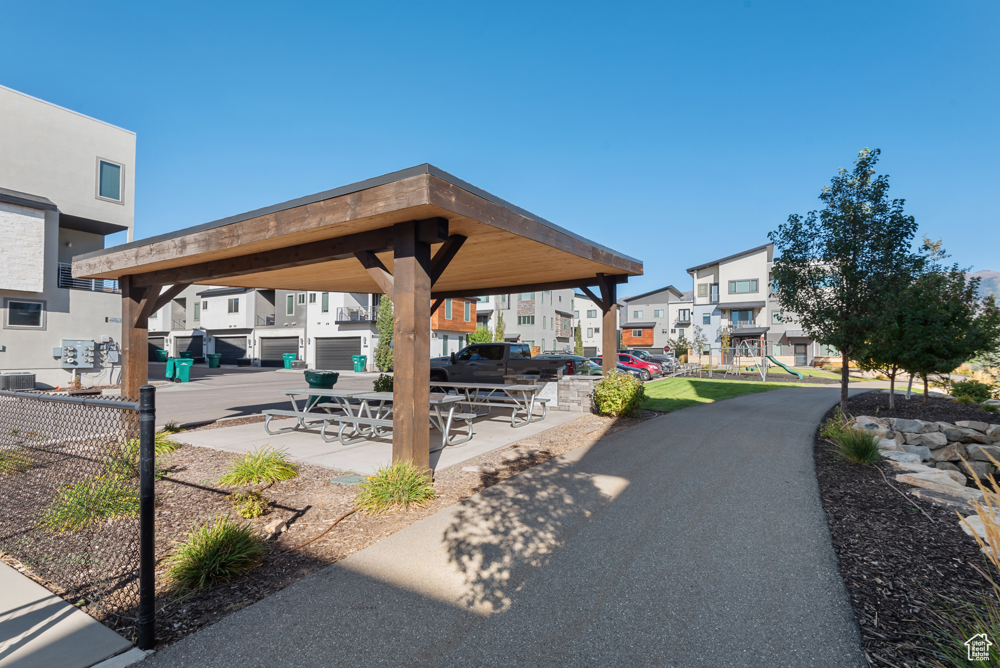 SUNRIVER TOWNHOMES - Residential