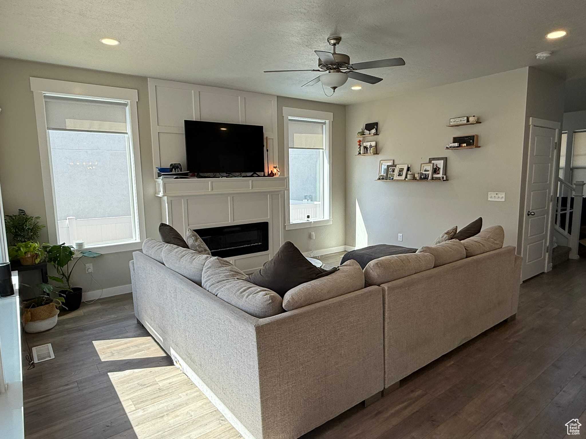 MEADOW CREEK RIDGE - Residential