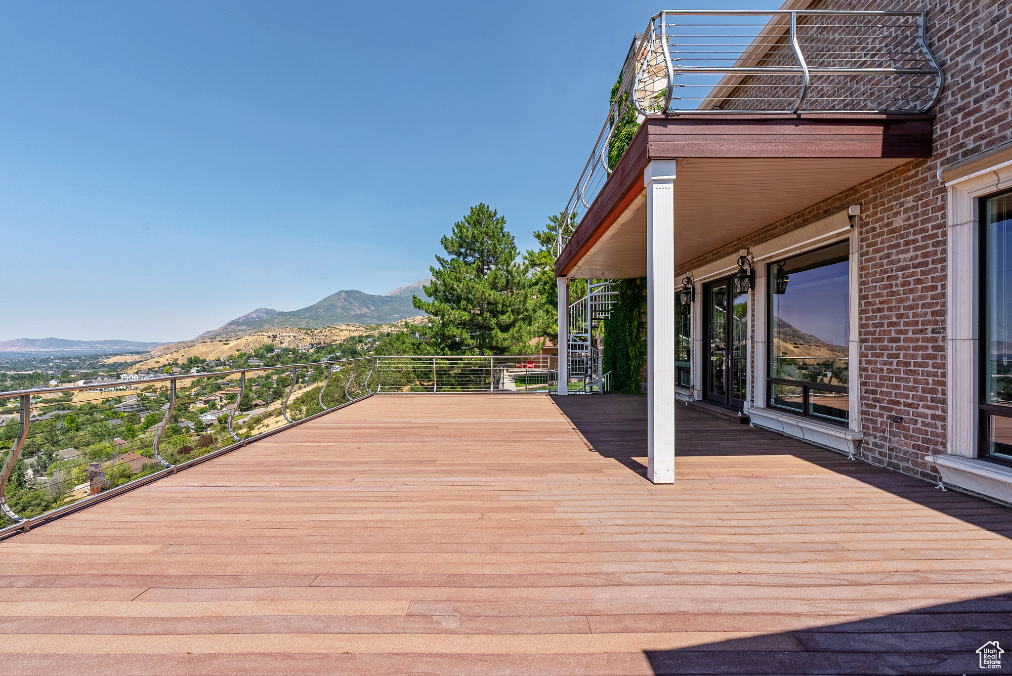 SHERWOOD HILLS - Residential