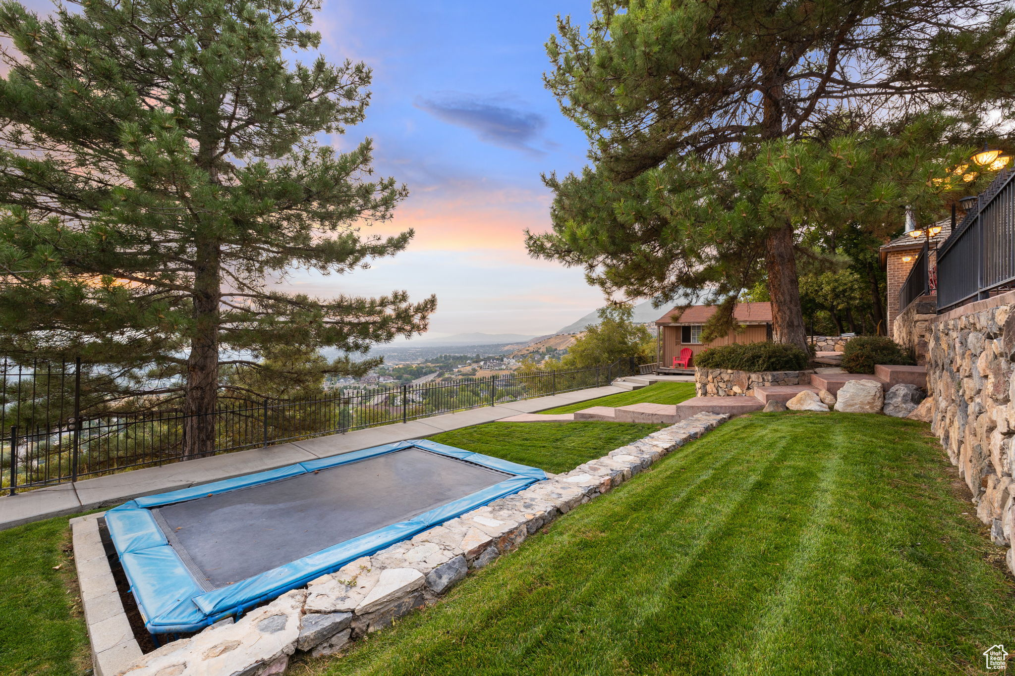 SHERWOOD HILLS - Residential