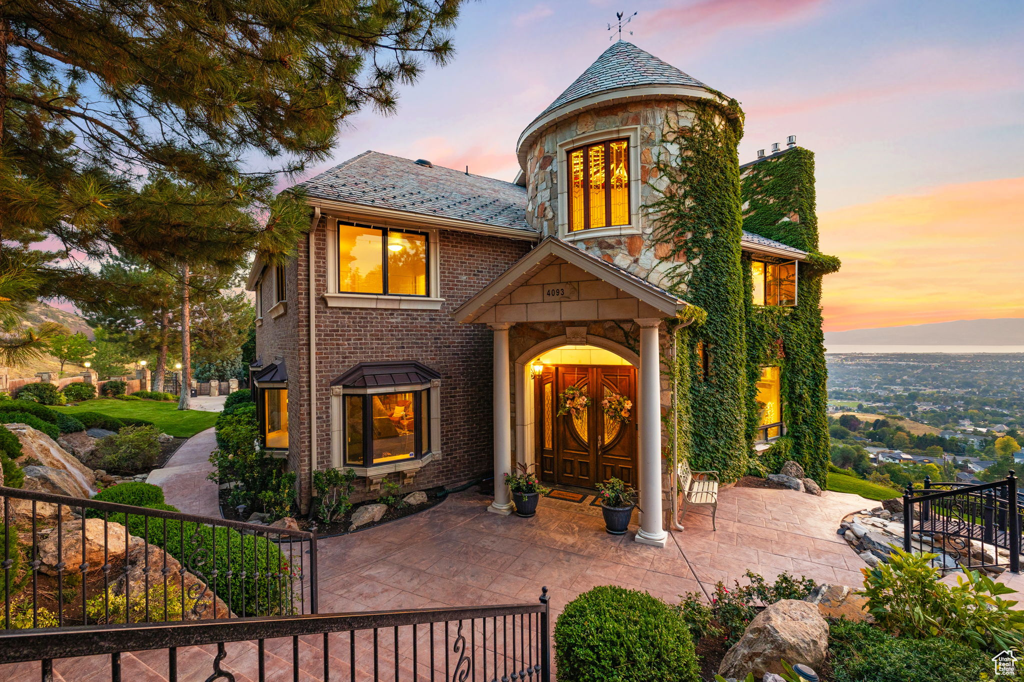 SHERWOOD HILLS - Residential