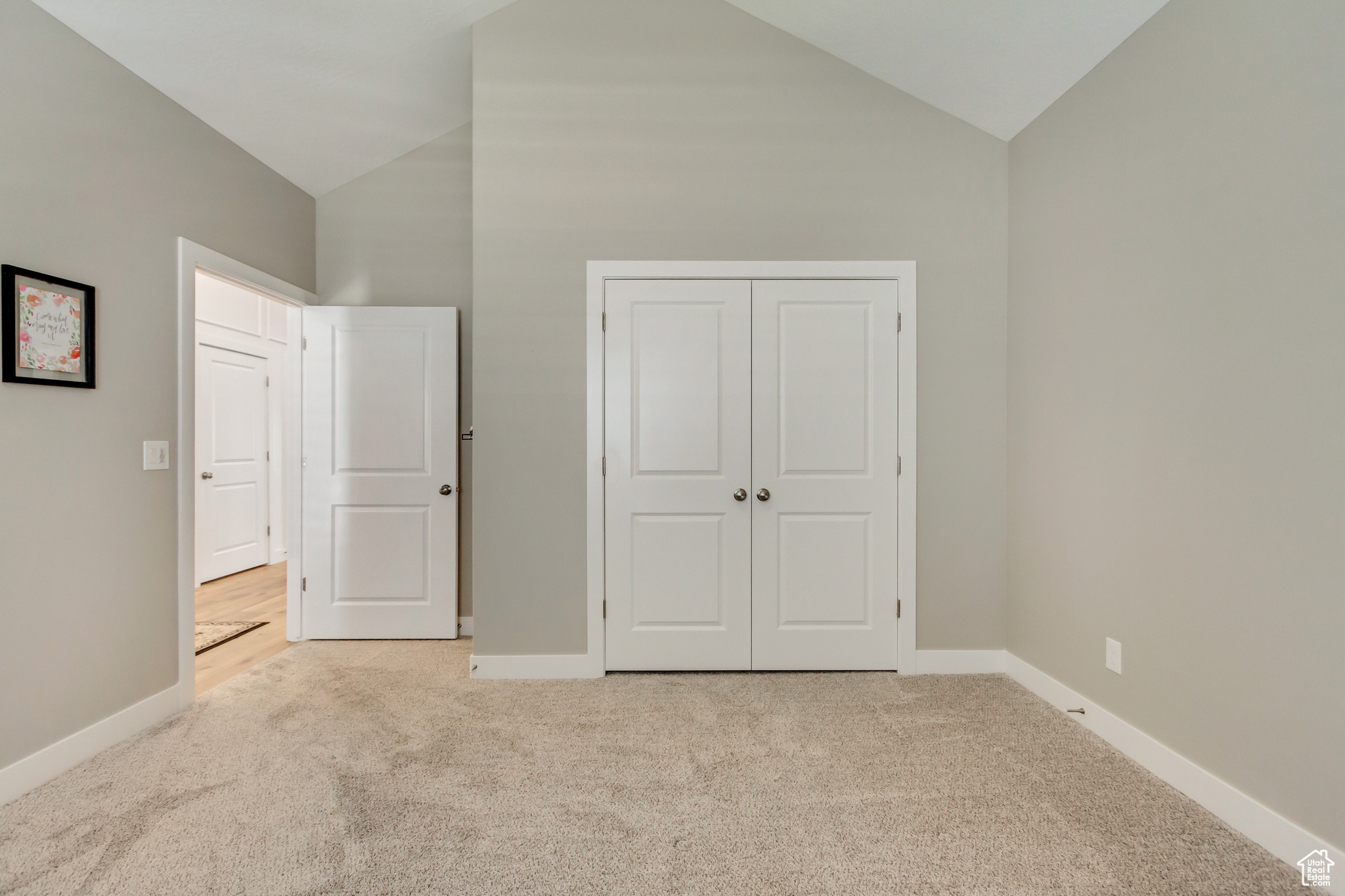 STARHAVEN VILLAS - Residential