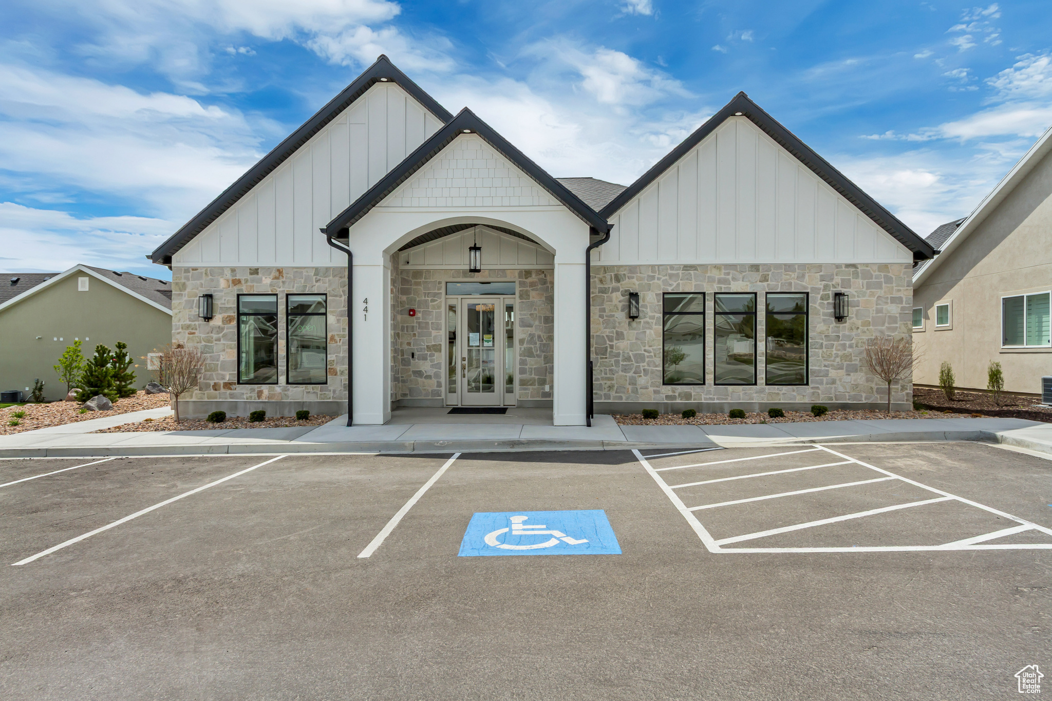 STARHAVEN VILLAS - Residential