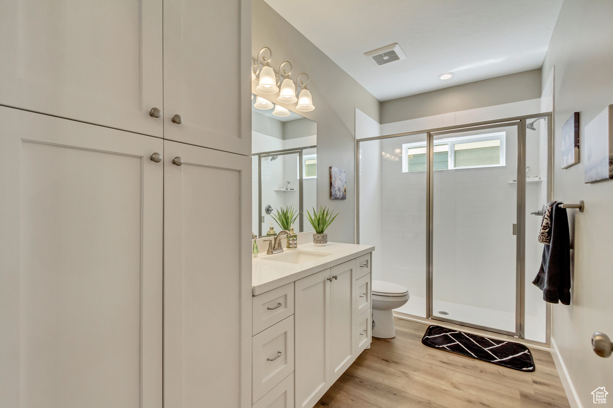 STARHAVEN VILLAS - Residential