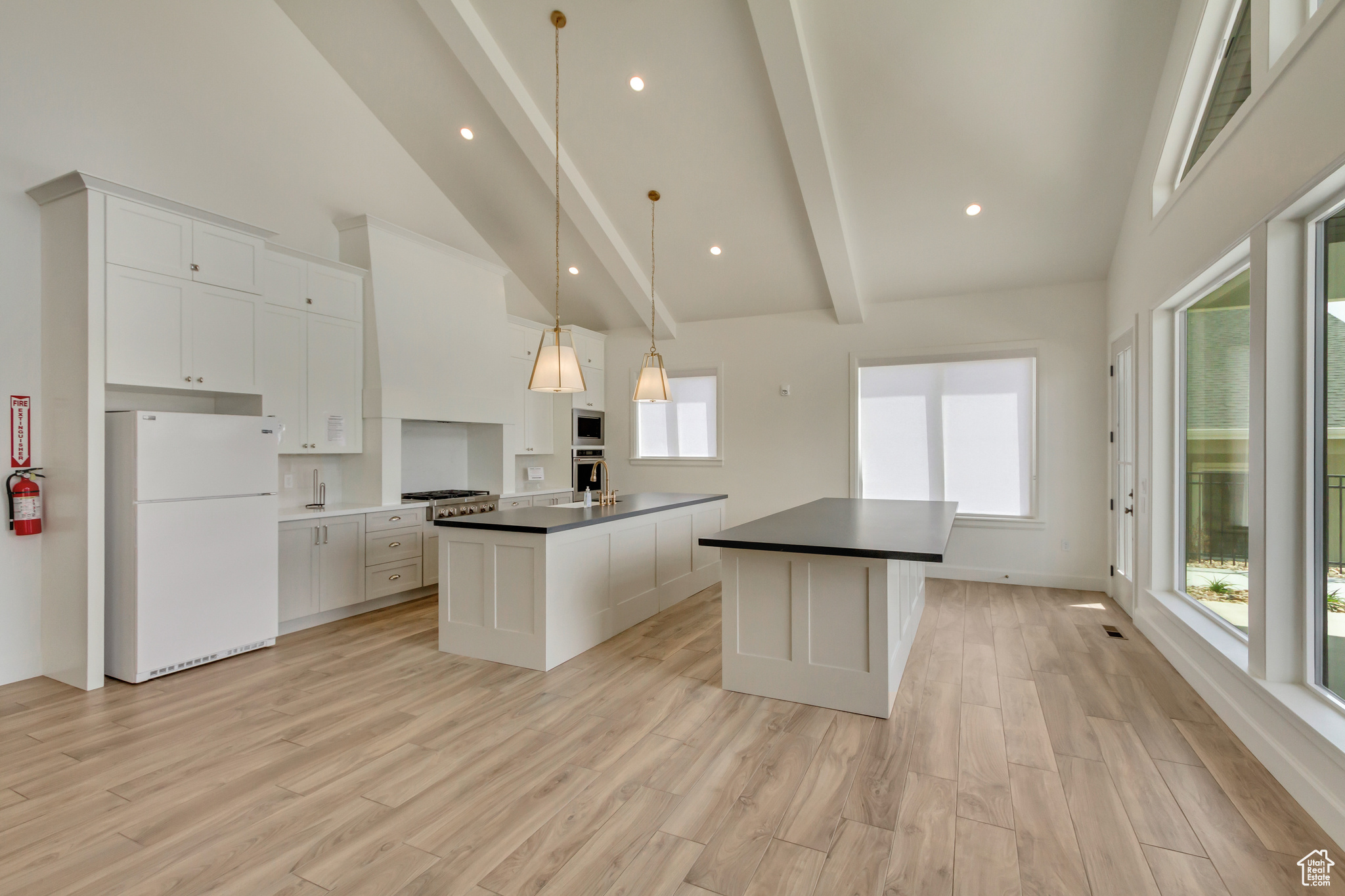 STARHAVEN VILLAS - Residential