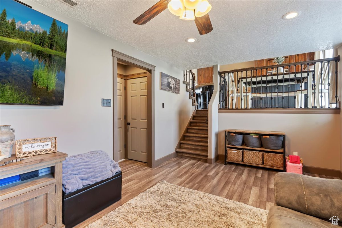 HARRISVILLE HOLLOW - Residential